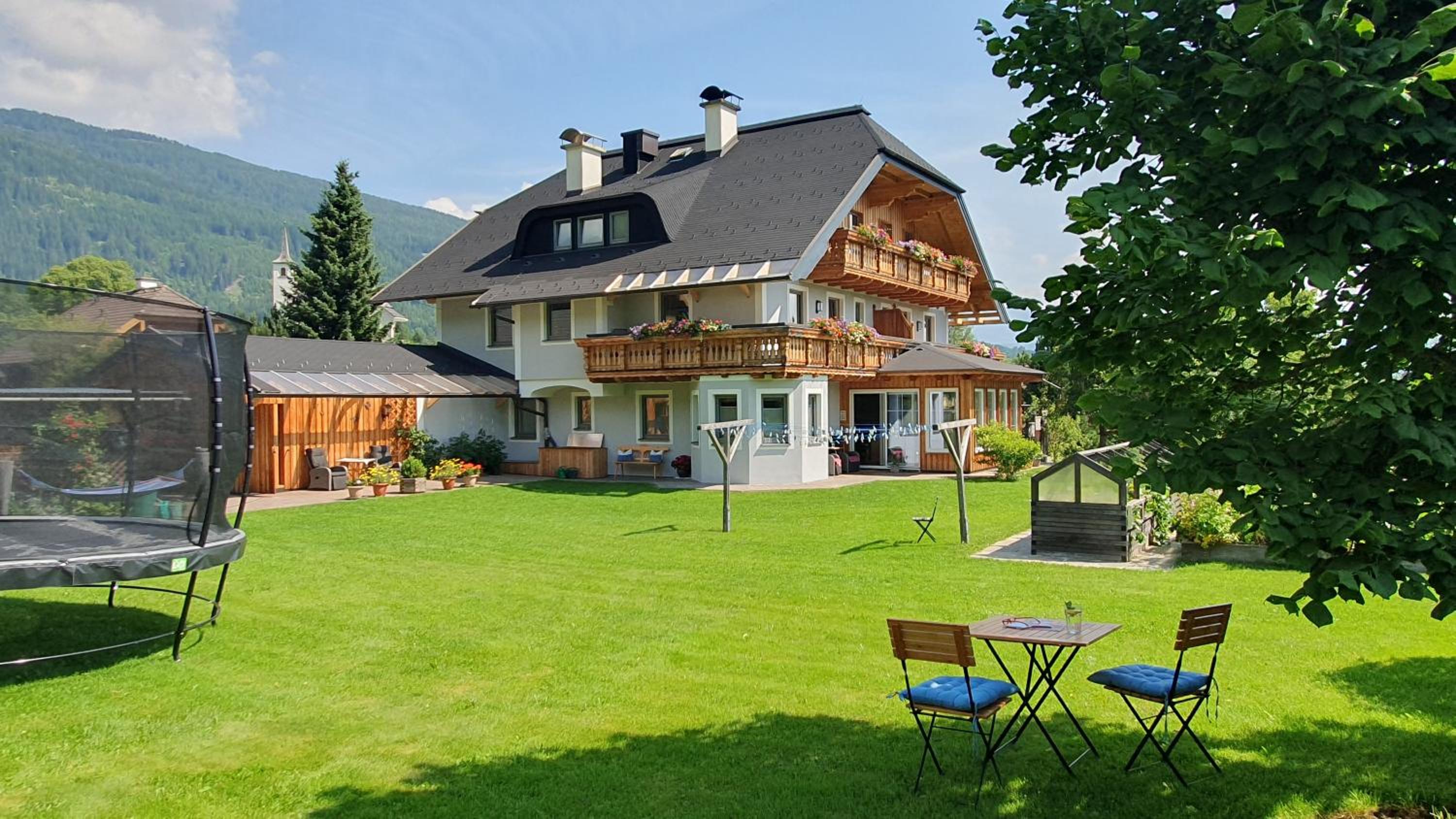 Ferienwohnungen Haus-Holzer view 2