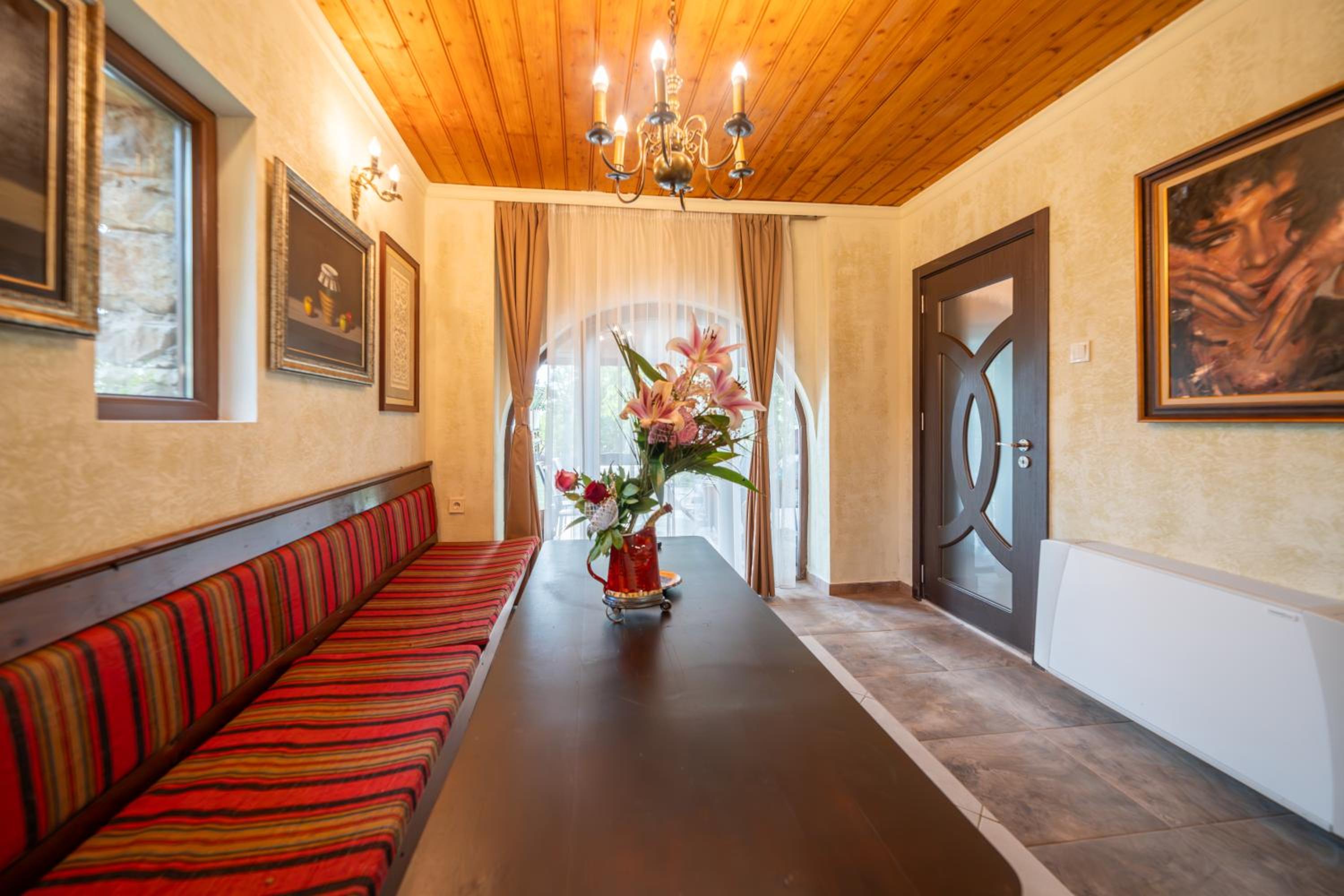 Stella Guesthouse
