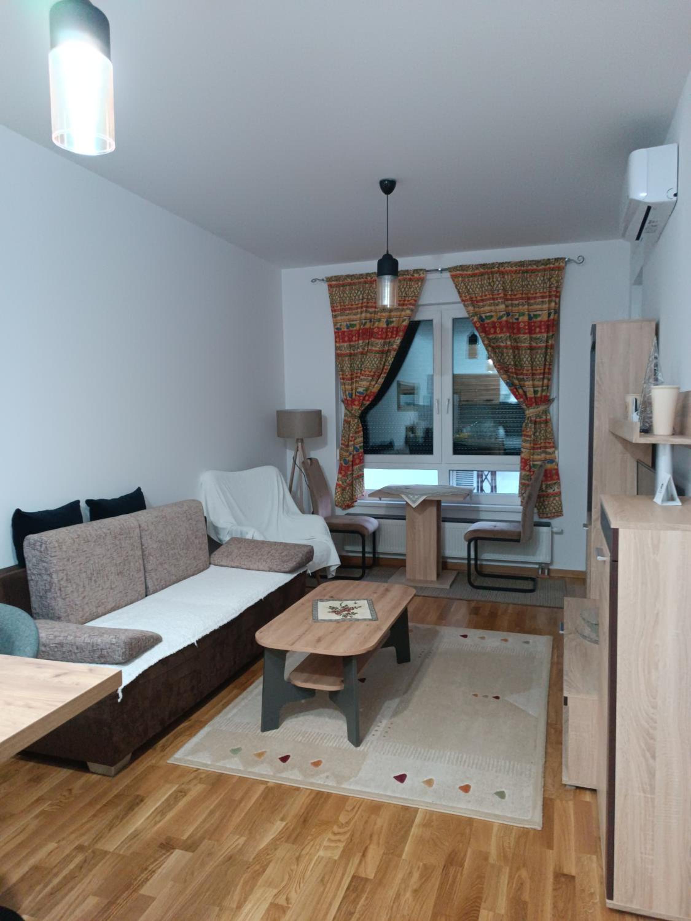 Apartman LIpa
