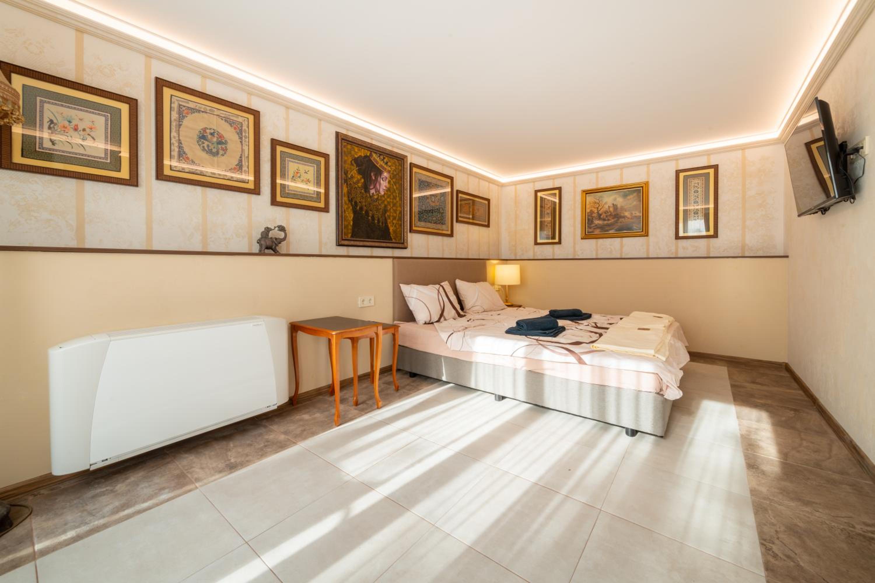 Stella Guesthouse