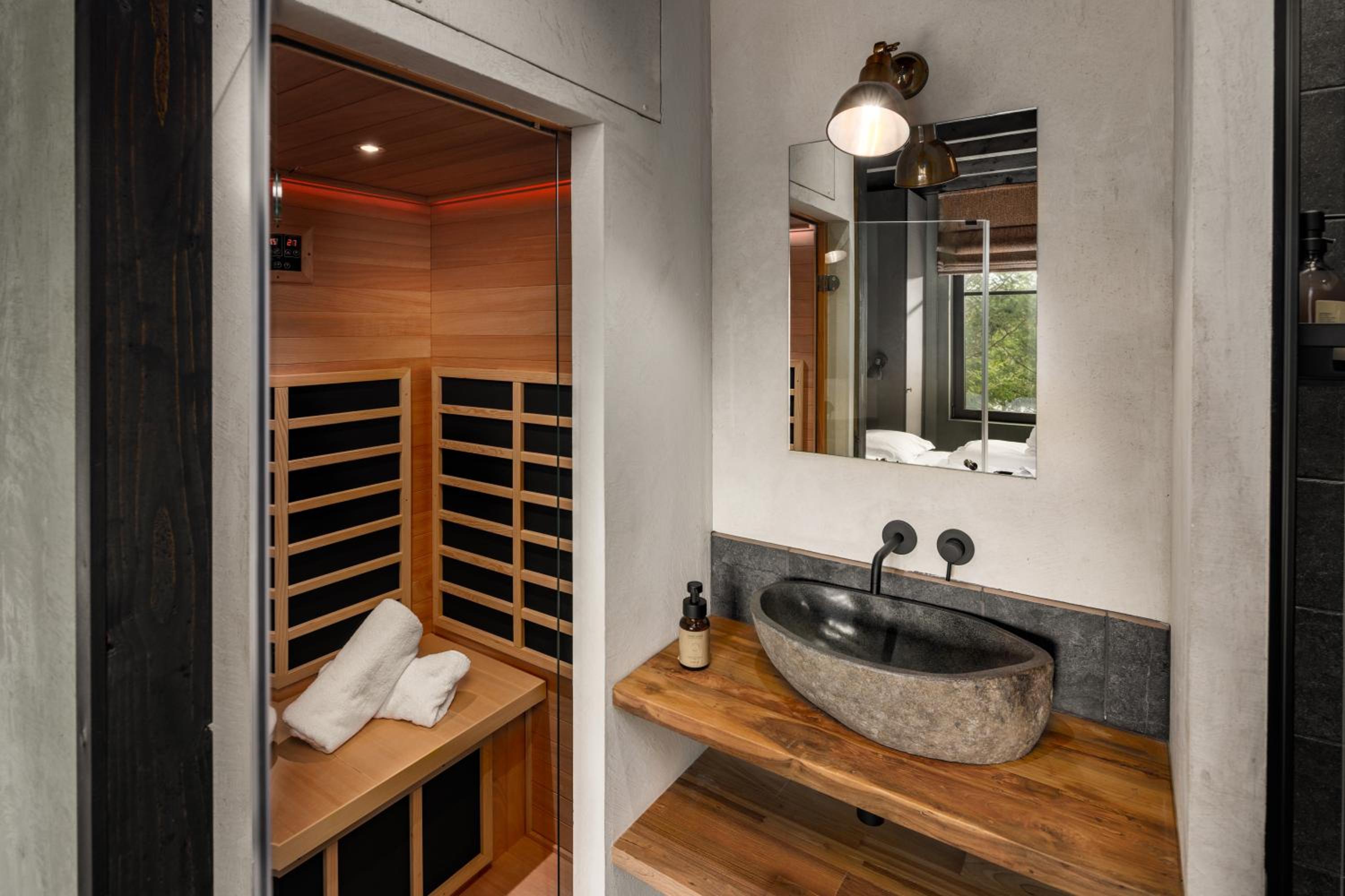 Hillview Resort Grandvoir