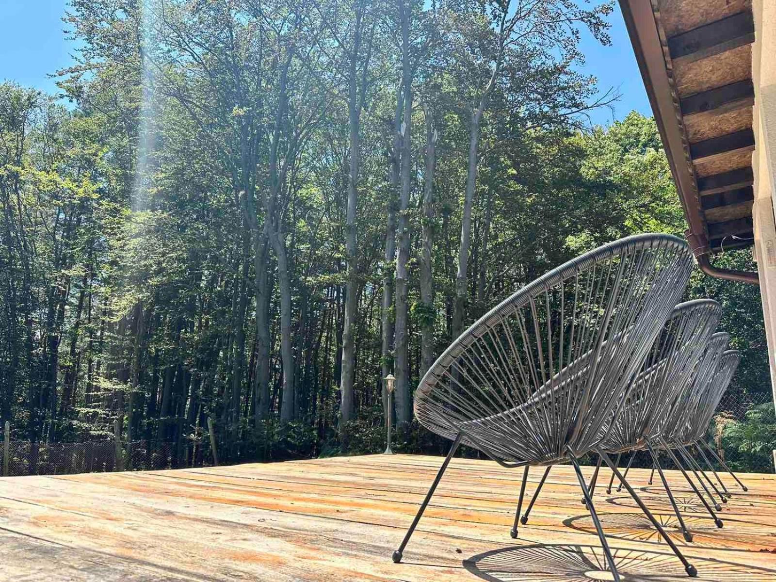 Villa Yarema Mountain Relax with Hot Jacuzzi & Sauna by BookVillaBG