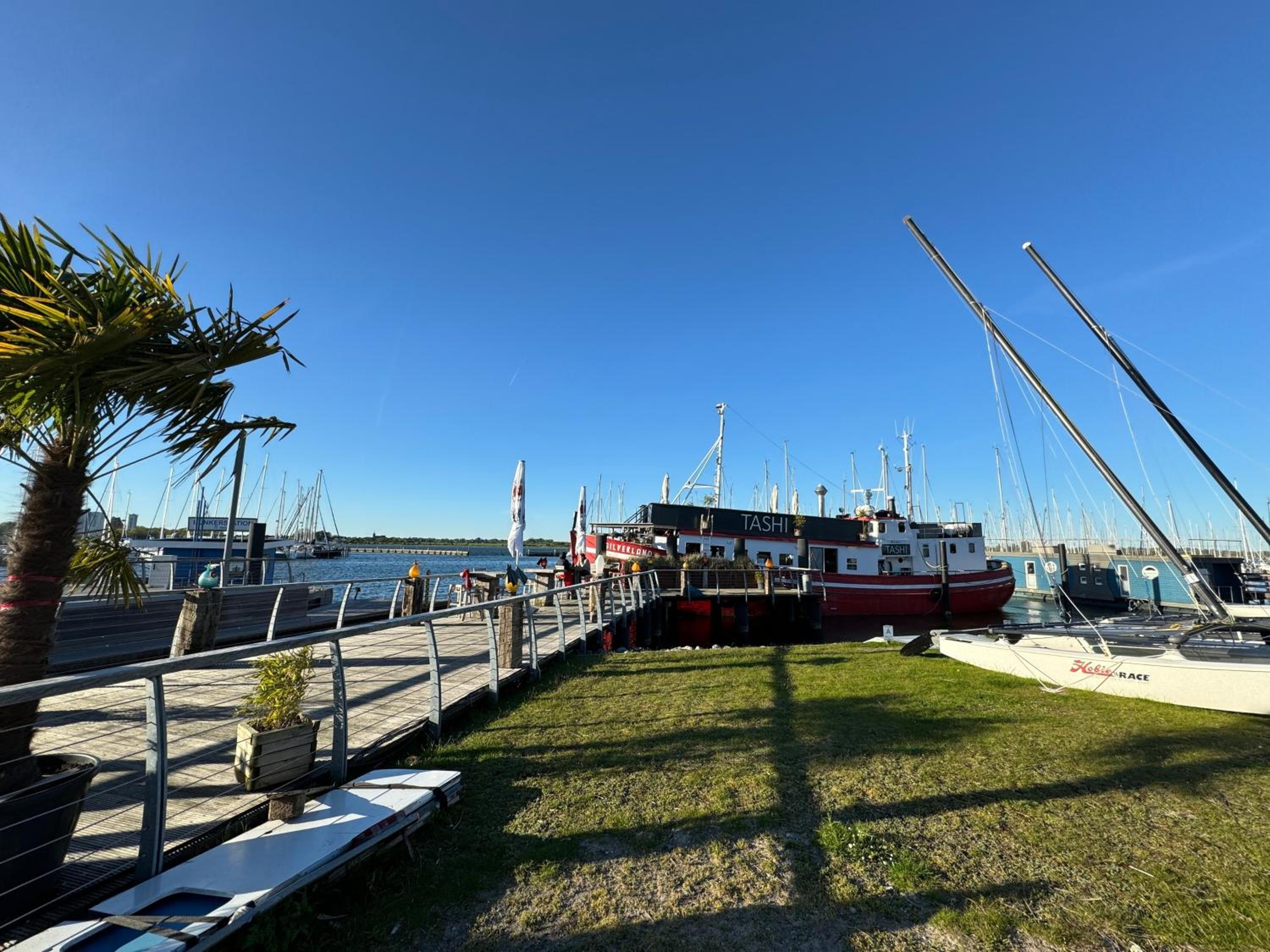 Hausboot Annis Mehrblick