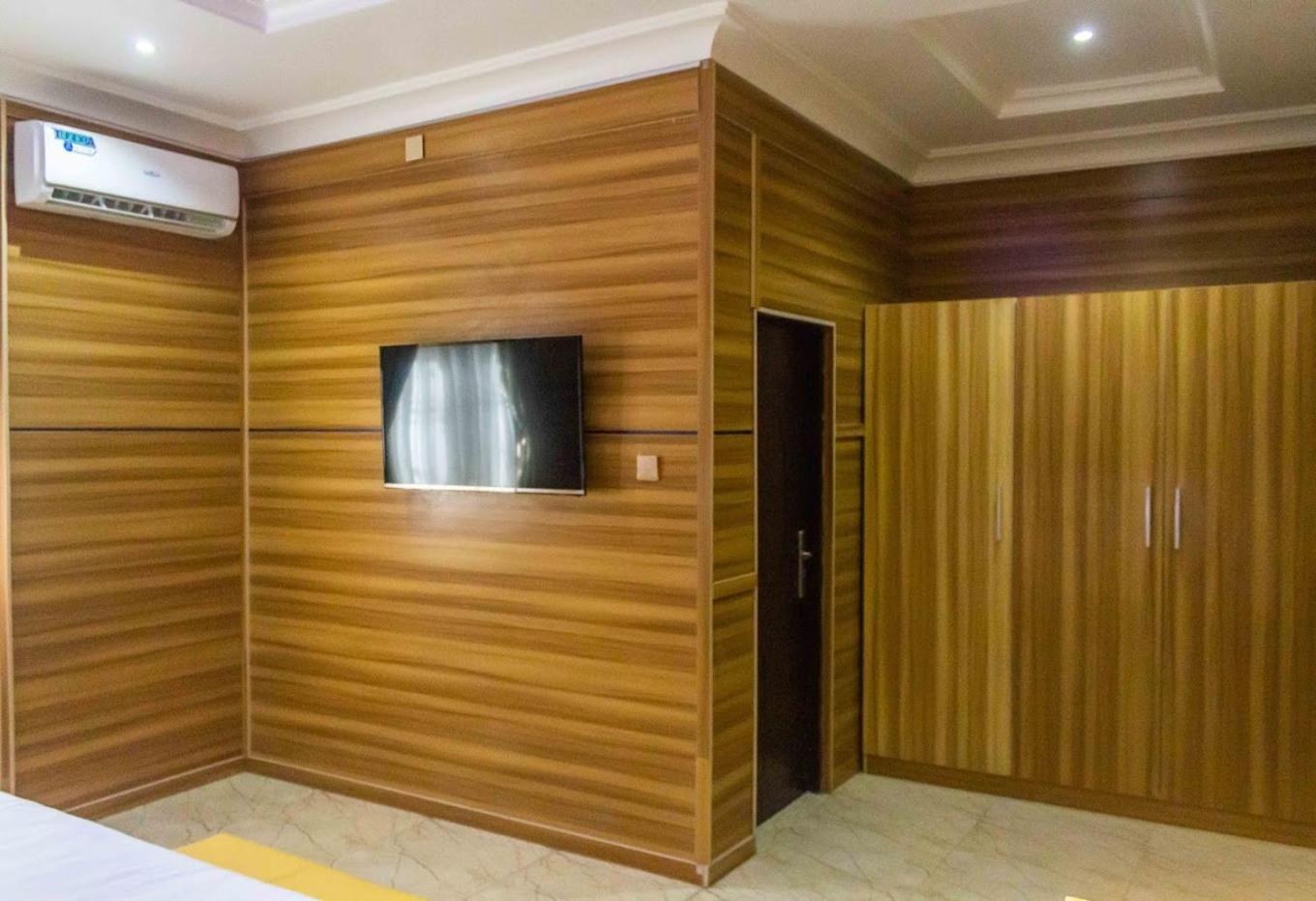Apartment550