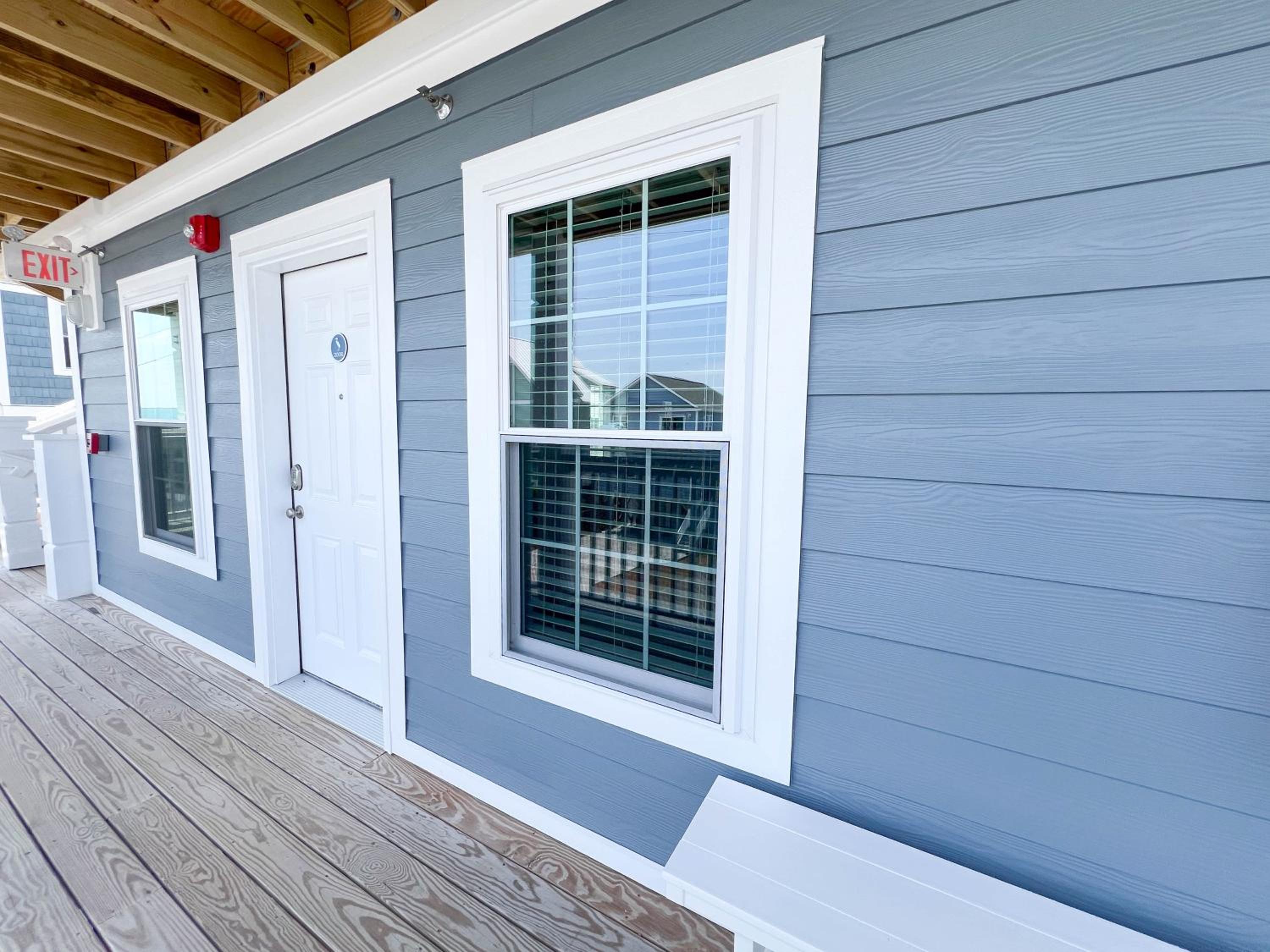 1003 Queen ADA & Pet Friendly Suite, 1st Floor Cove