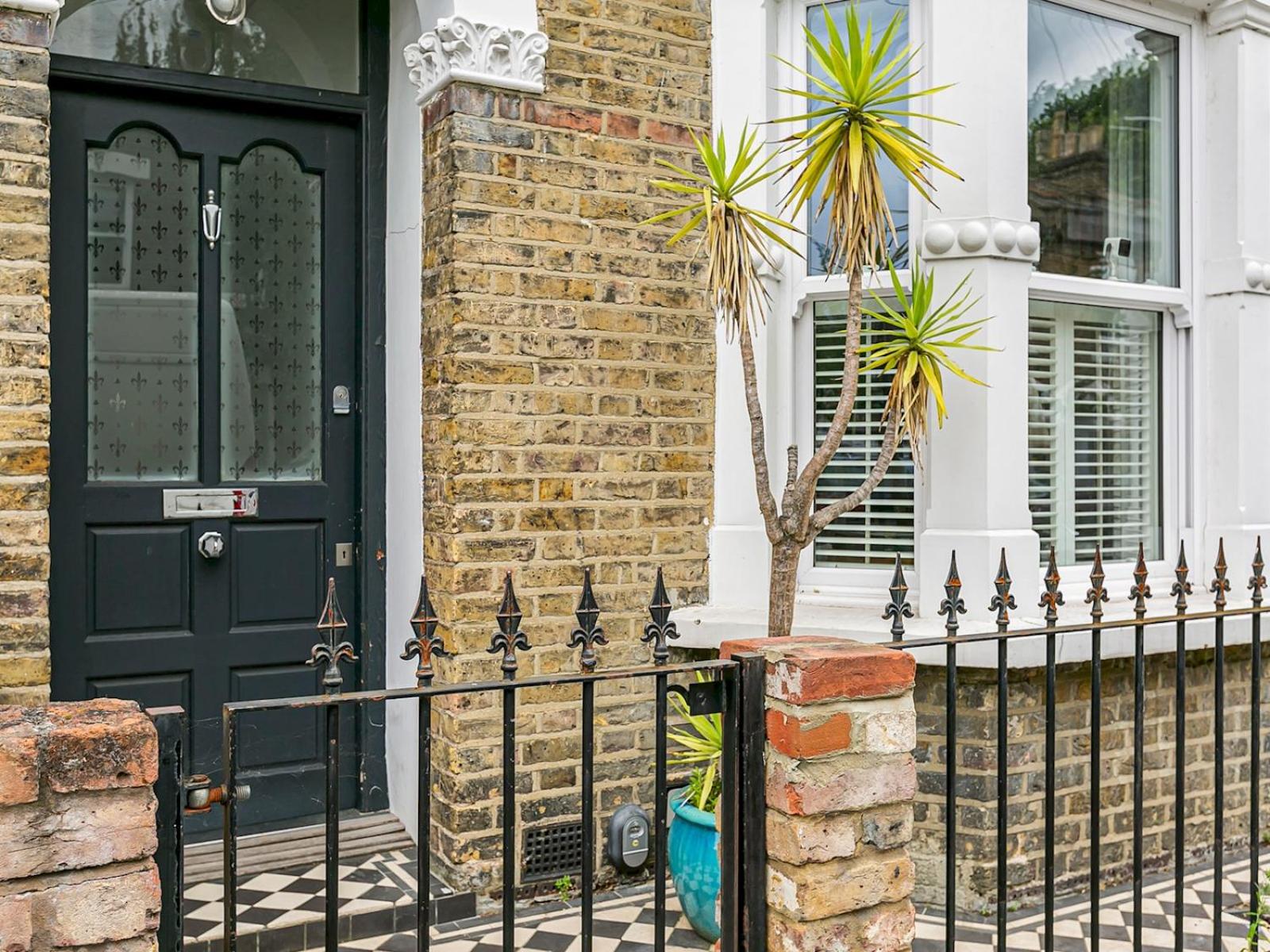 Elegant big House in Wandsworth, Close to Clapham, London view 4