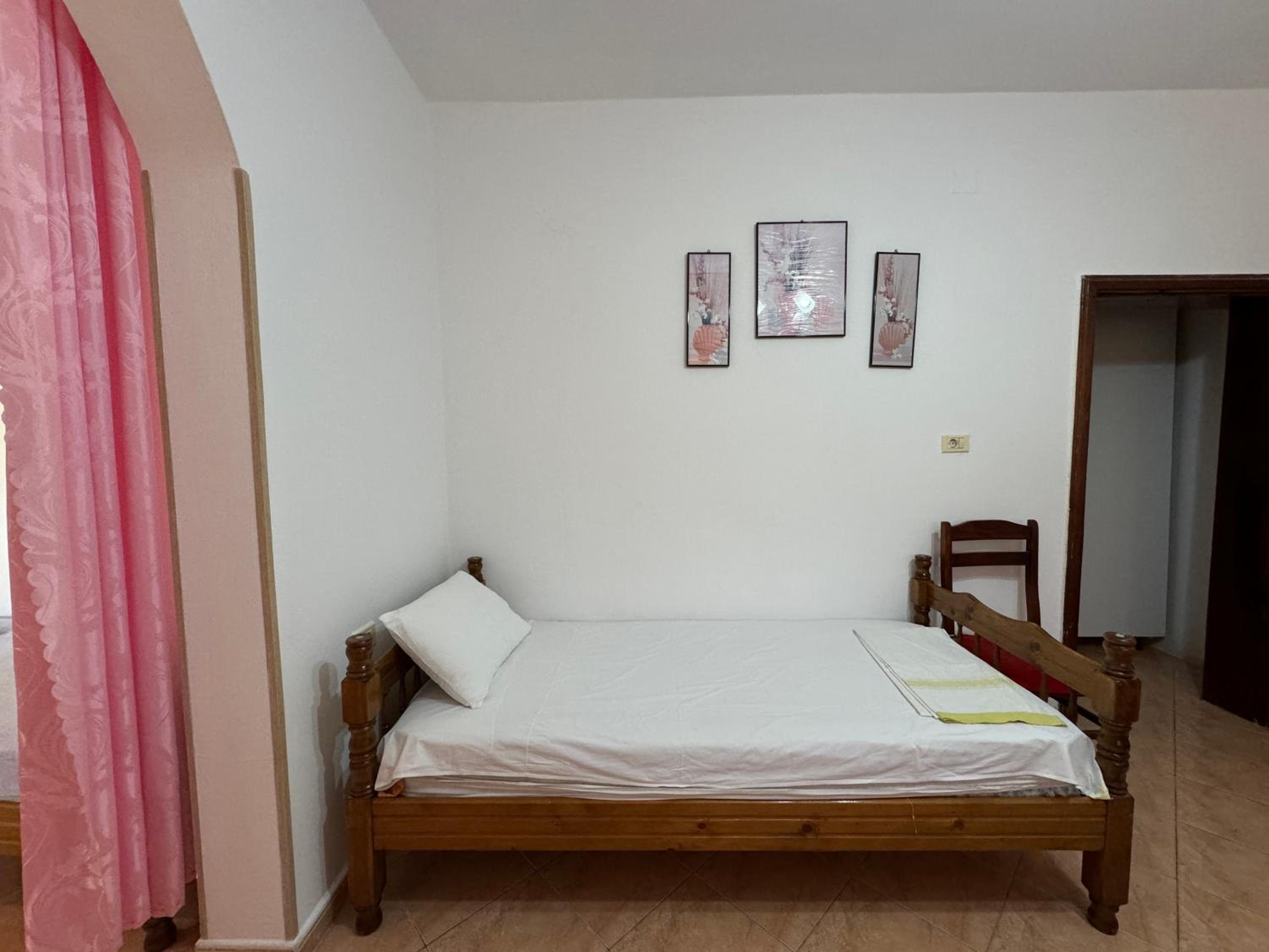 Vlora Three Houses