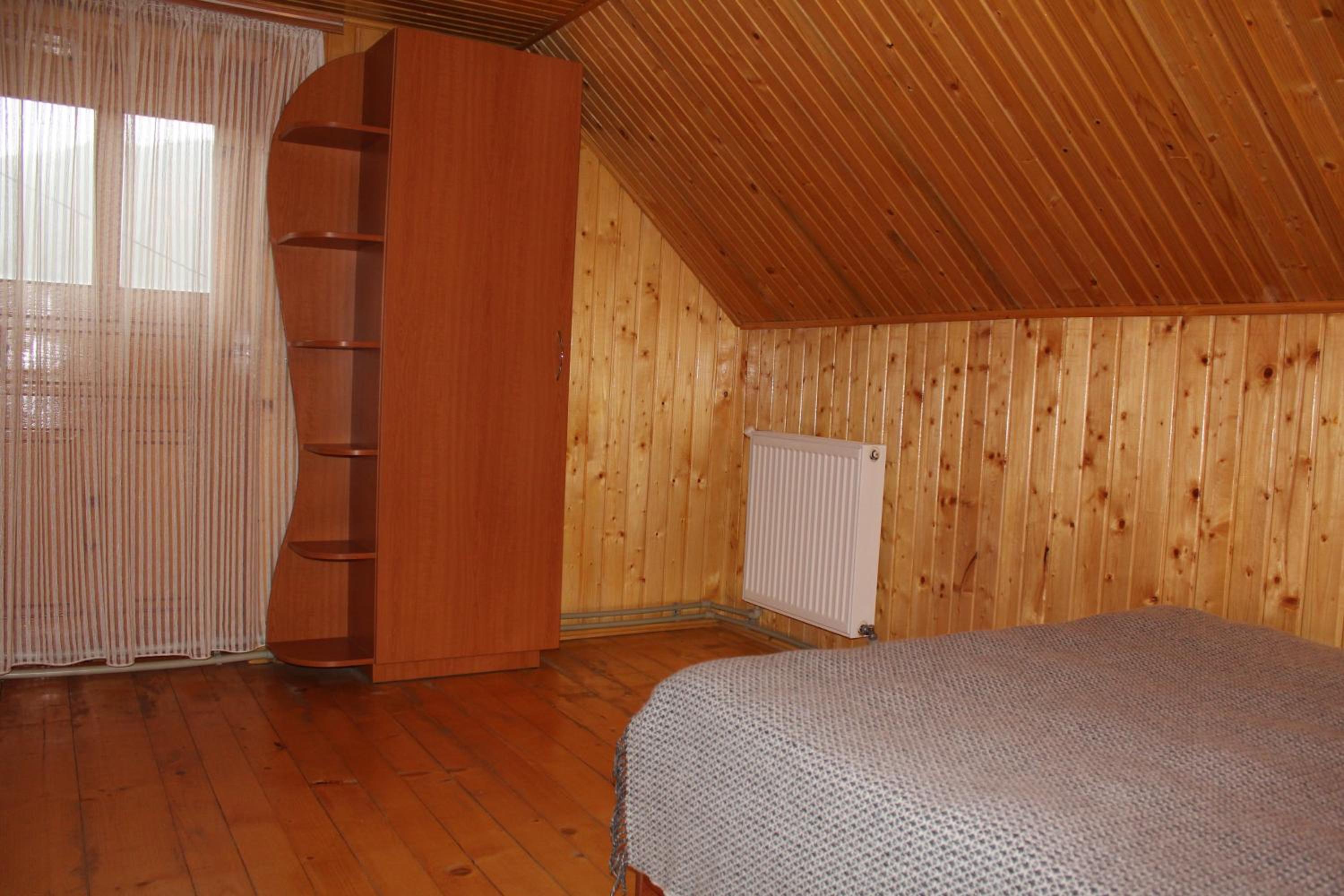 Photo 46