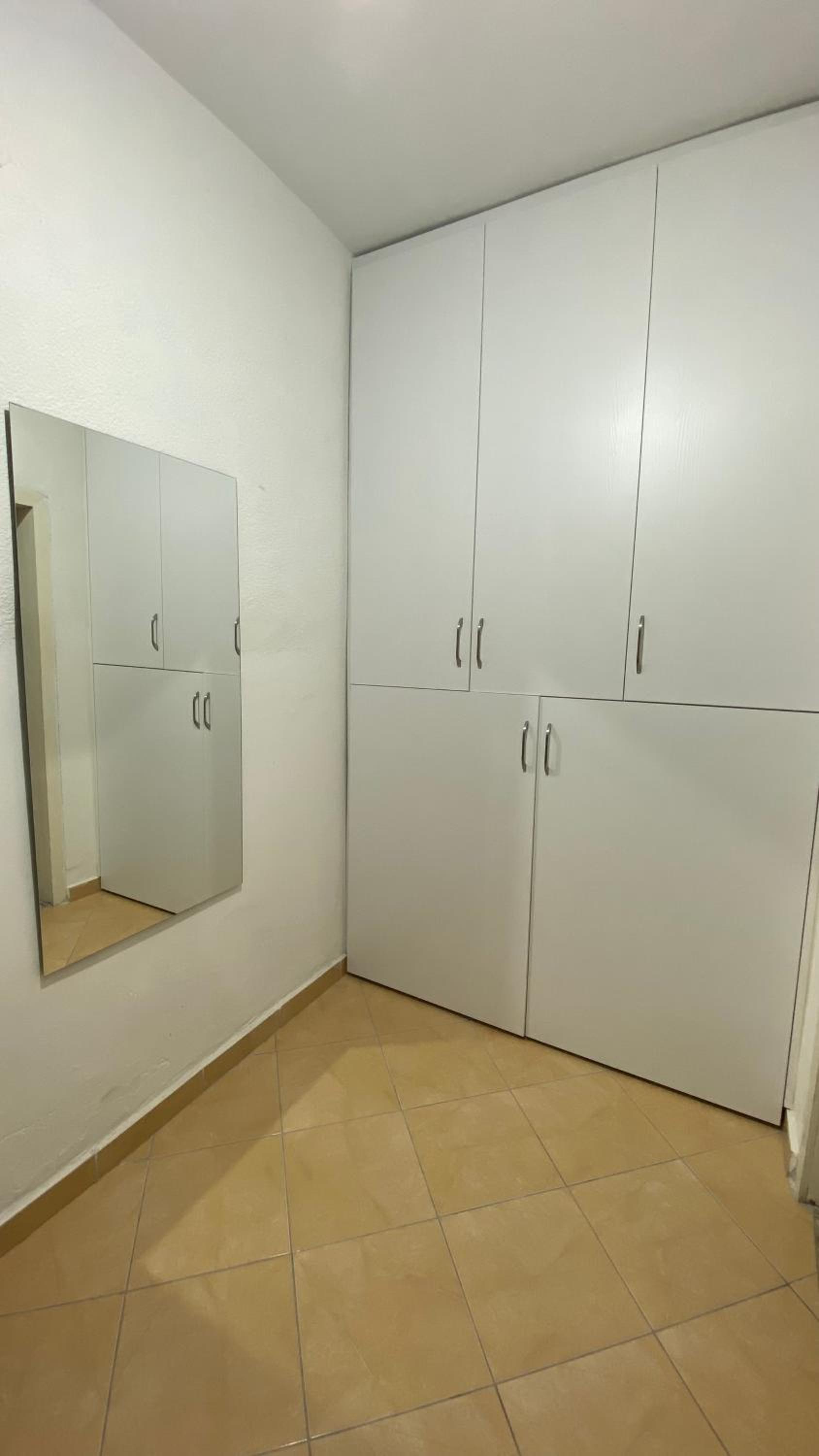 Ishmael Apartment