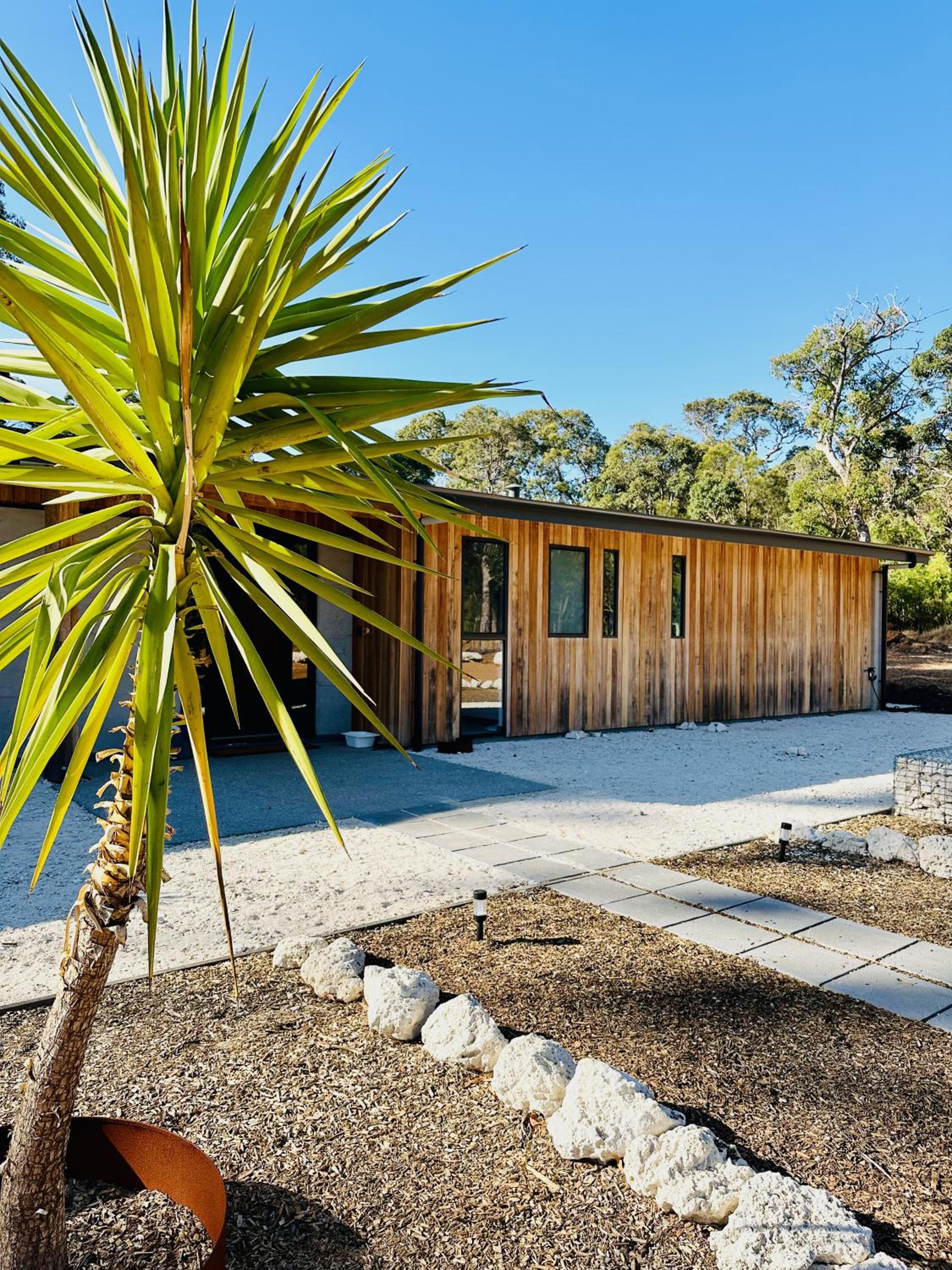 The Yallingup House, 5 mins to beach