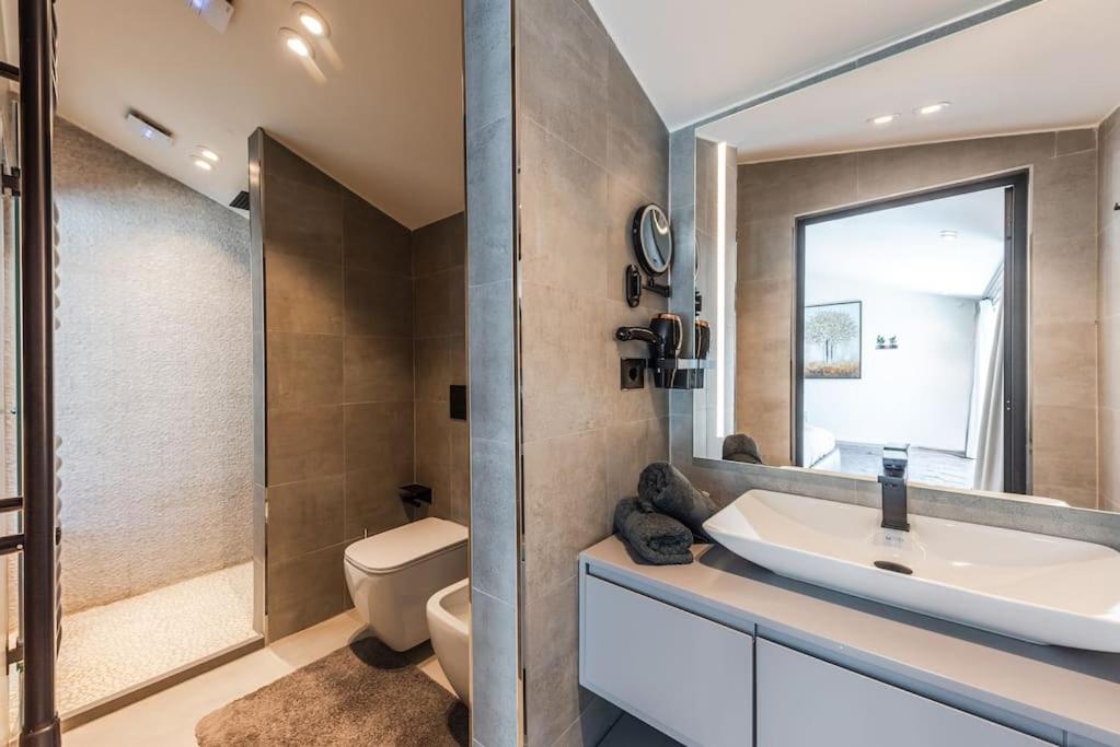 Luxury Living in Shkoder Historic Heart by Pik Host