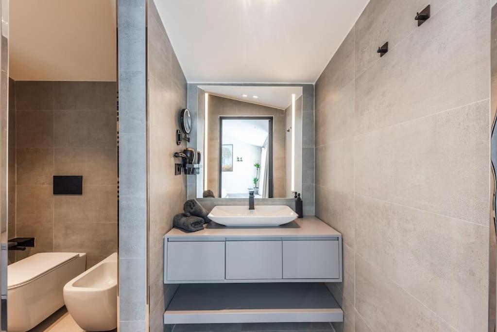 Luxury Living in Shkoder Historic Heart by Pik Host