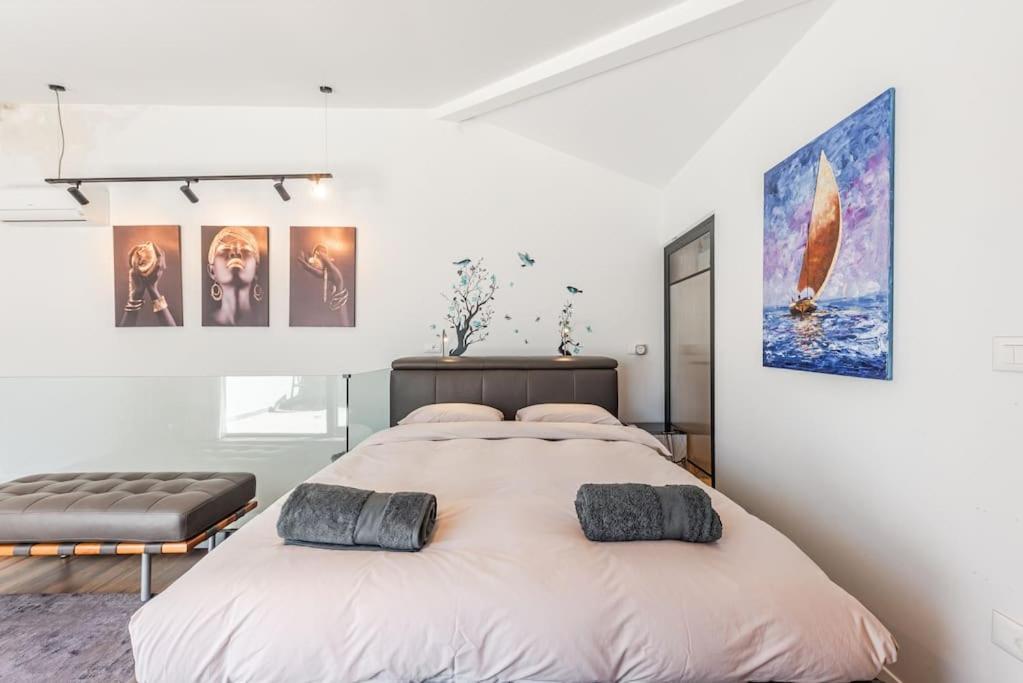 Luxury Living in Shkoder Historic Heart by Pik Host