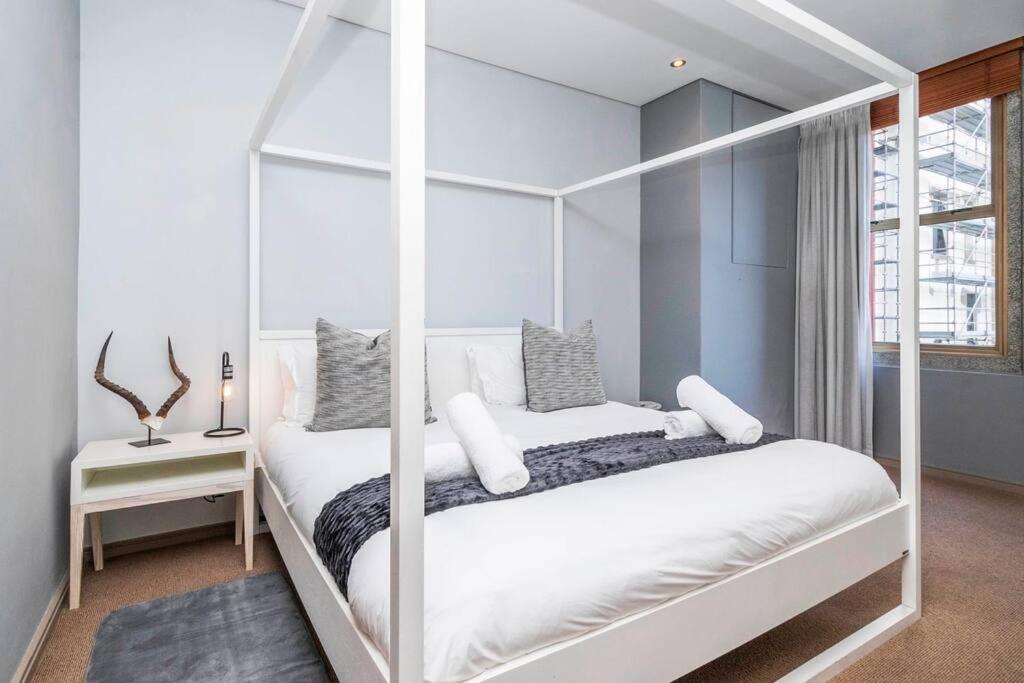 Cartwright Apartment Stylish City Retreat
