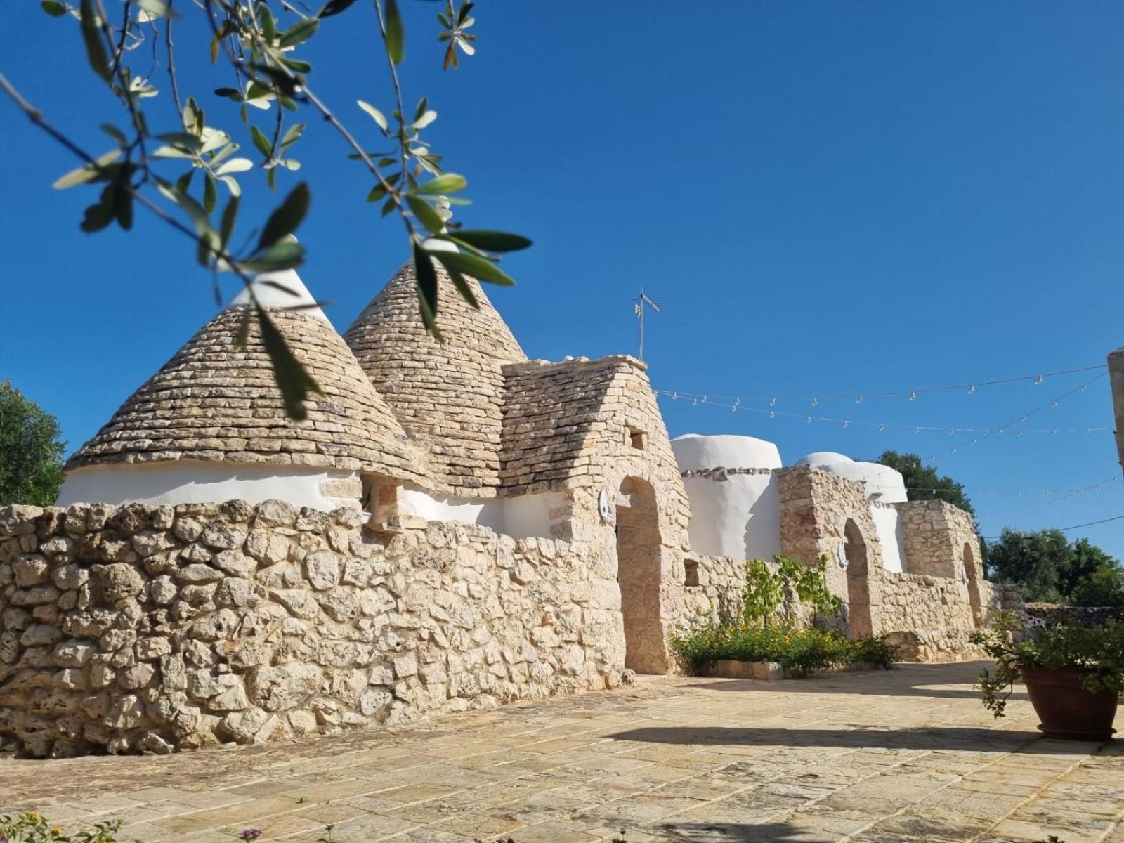 Trulli Di Spinaruta view 3