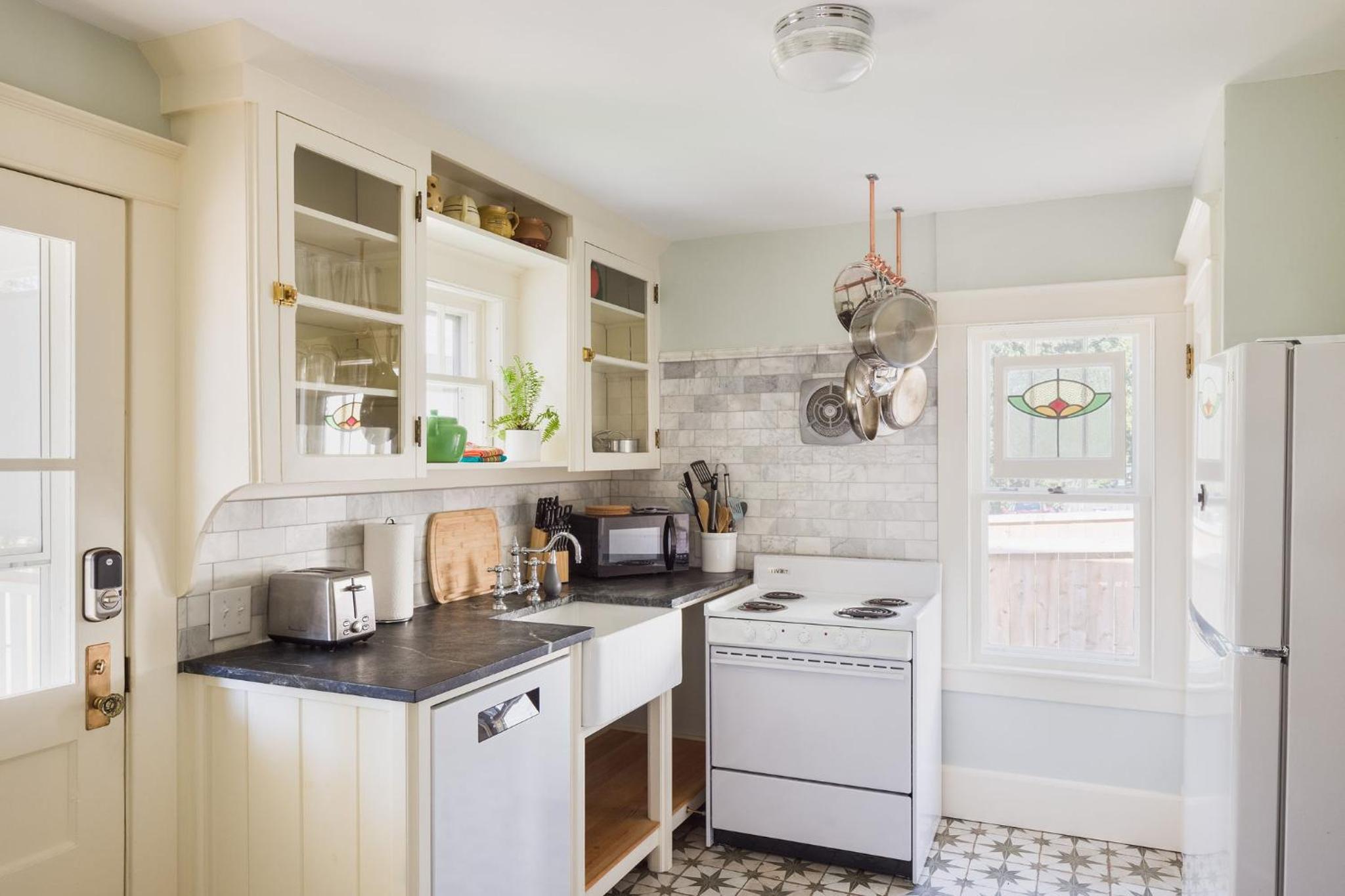 Queen City Bungalow & Cottages