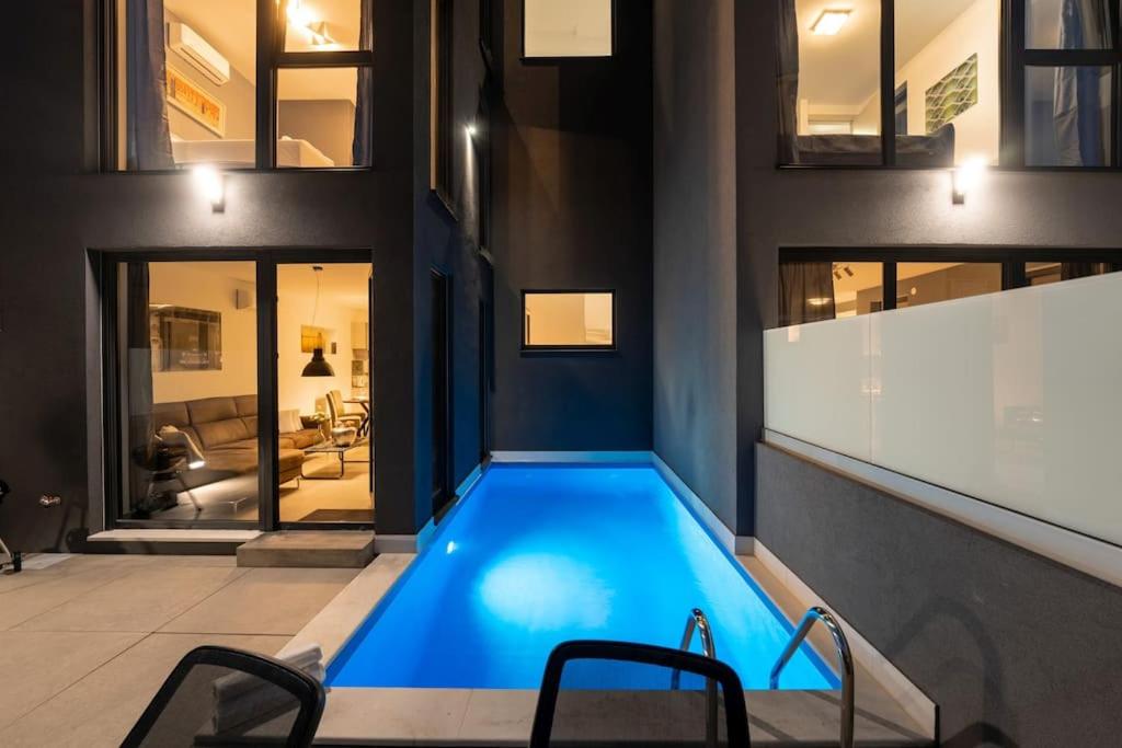 Casa Panos by Briskva