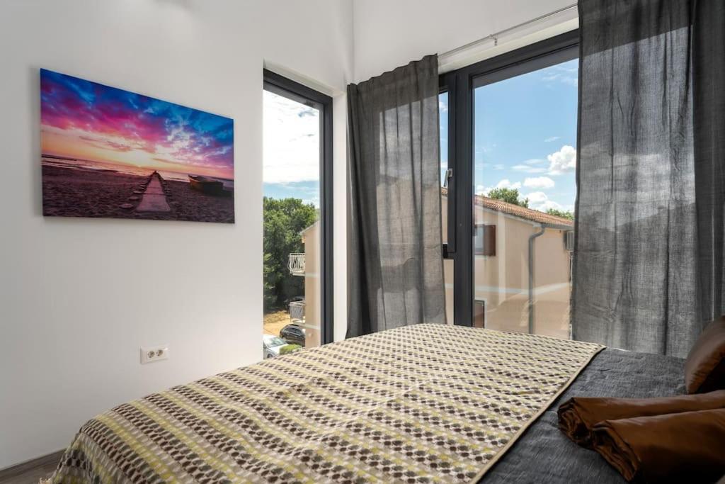 Casa Panos by Briskva