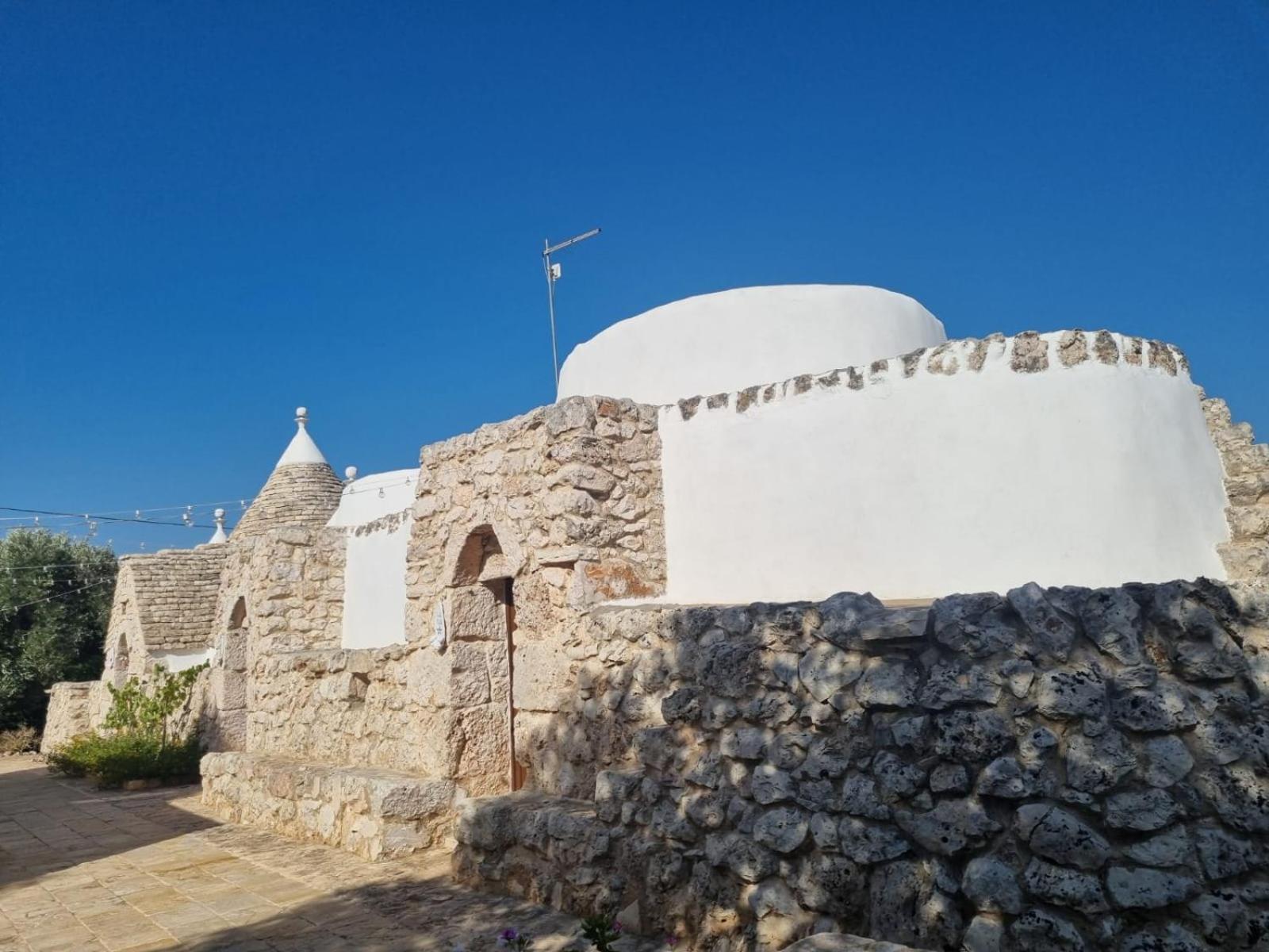 Trulli Di Spinaruta view 4