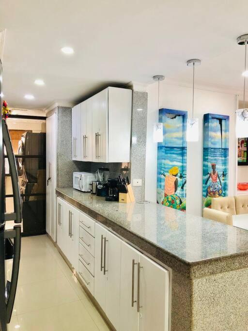 Modern Apartment in Laguito