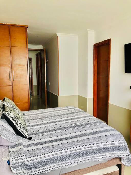 Modern Apartment in Laguito