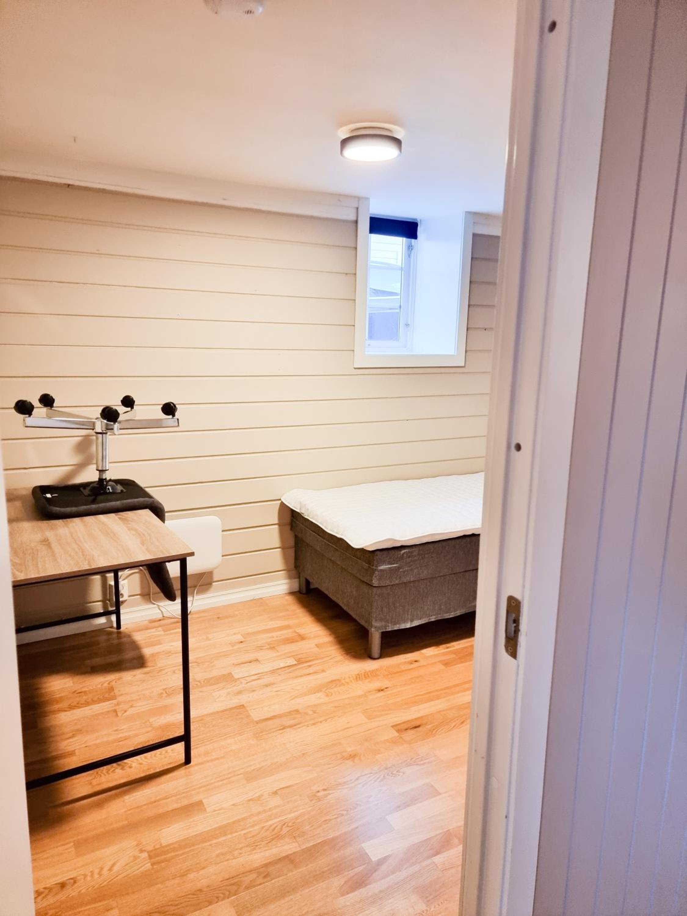 Stor leilighet med plass til 6 personer og gratis parkering view 5