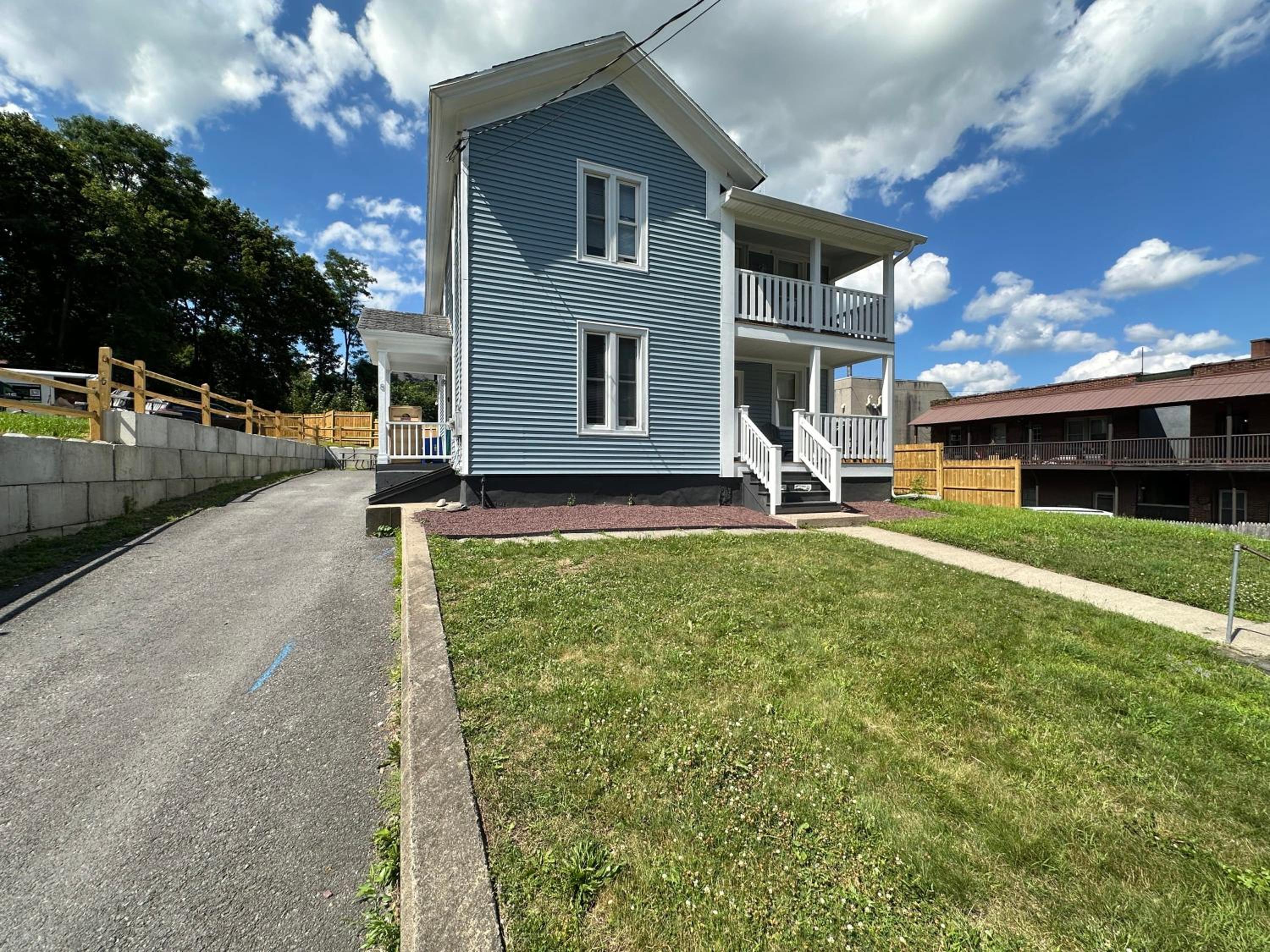 3rd Base Apt 1 All Star Baseball Rentals view 2