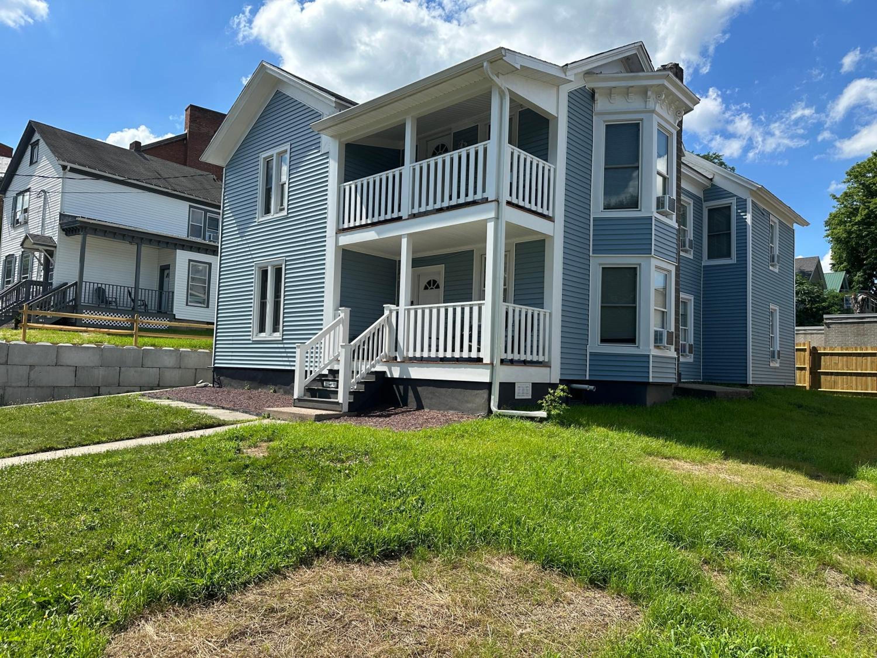 3rd Base Apt 1 All Star Baseball Rentals view 3