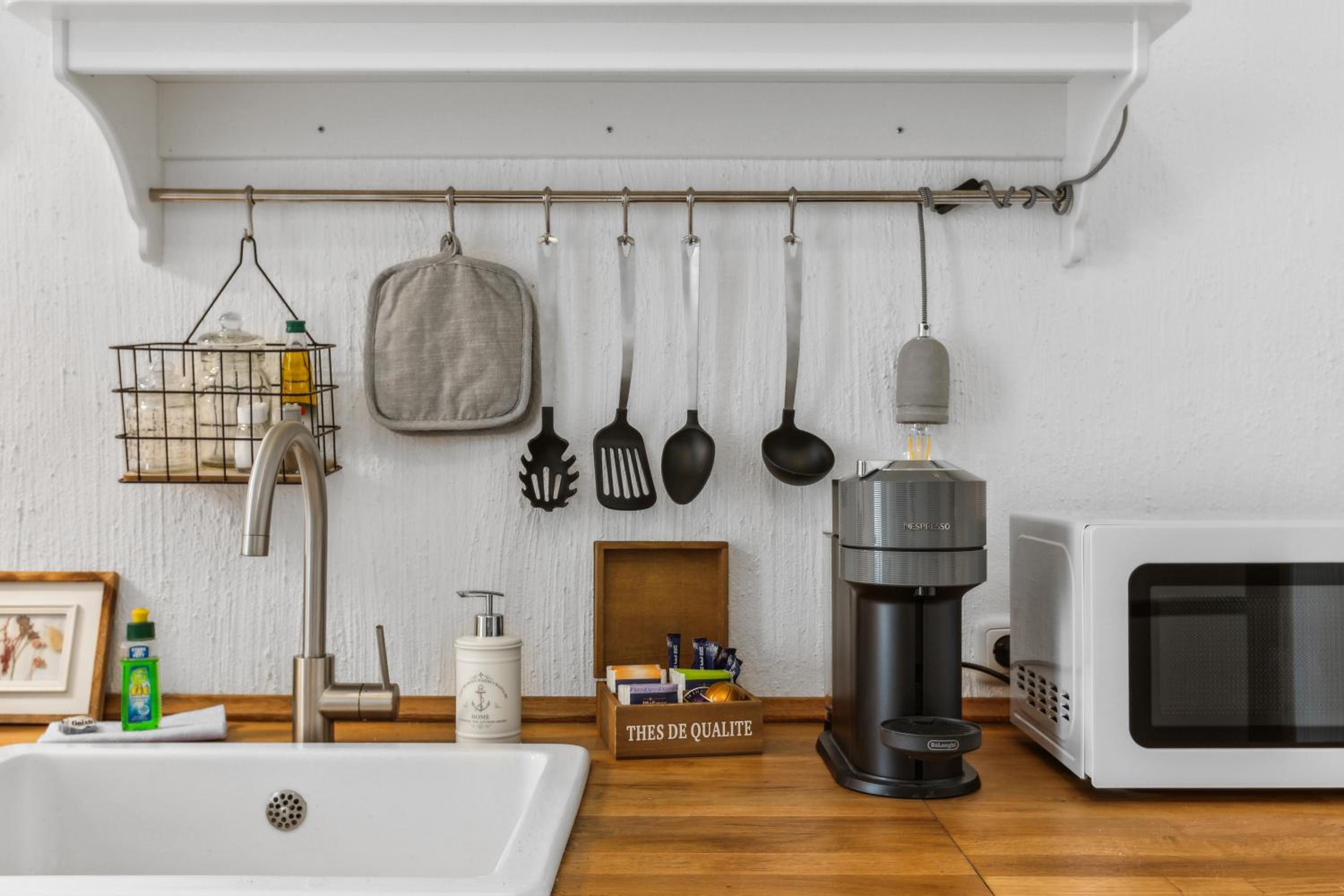 LEVEL22 ! großzügiger Altbau, tolles Design mit Kamin - zentral in Bahnhofsnähe