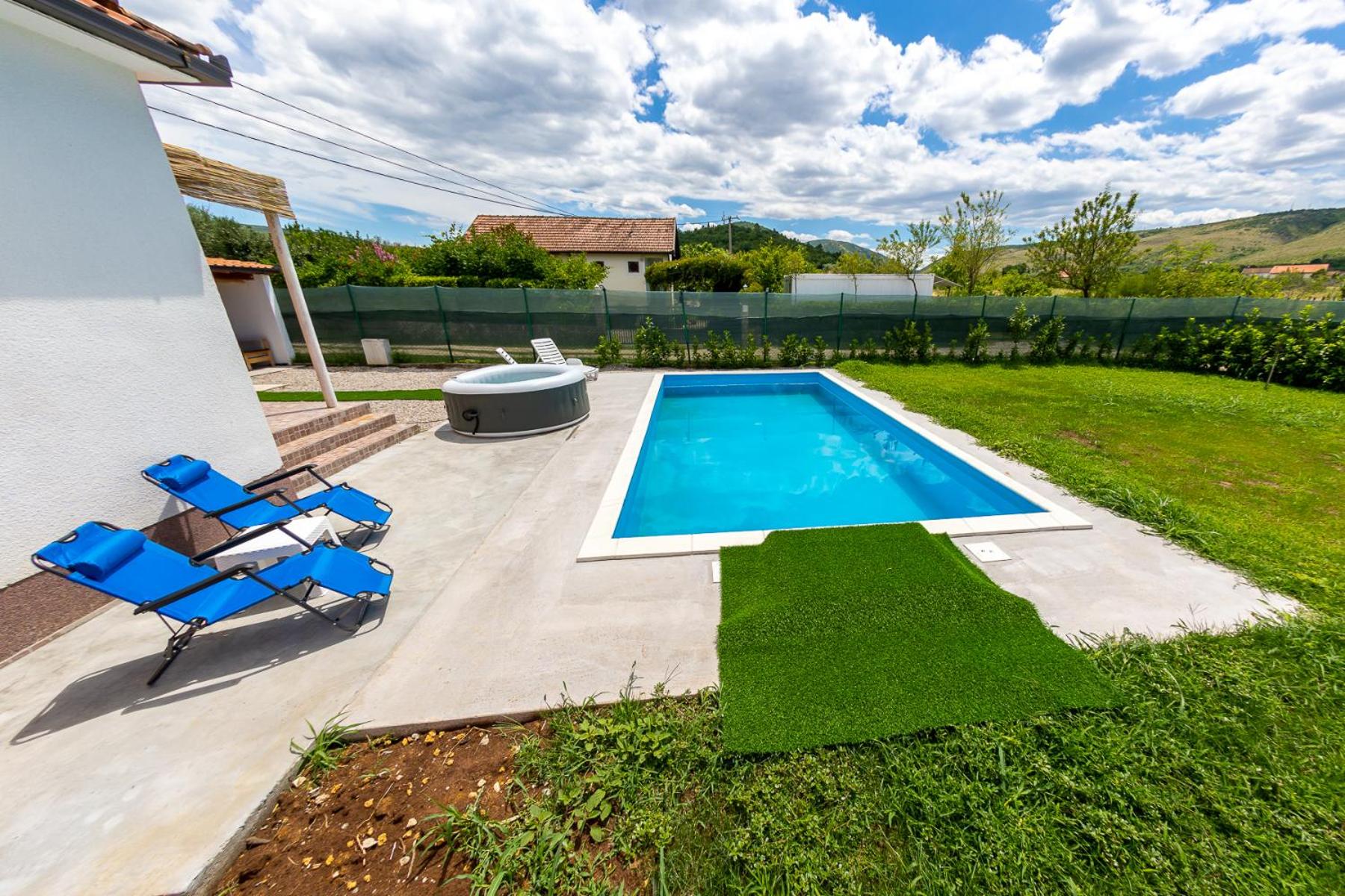 Villa Orange House