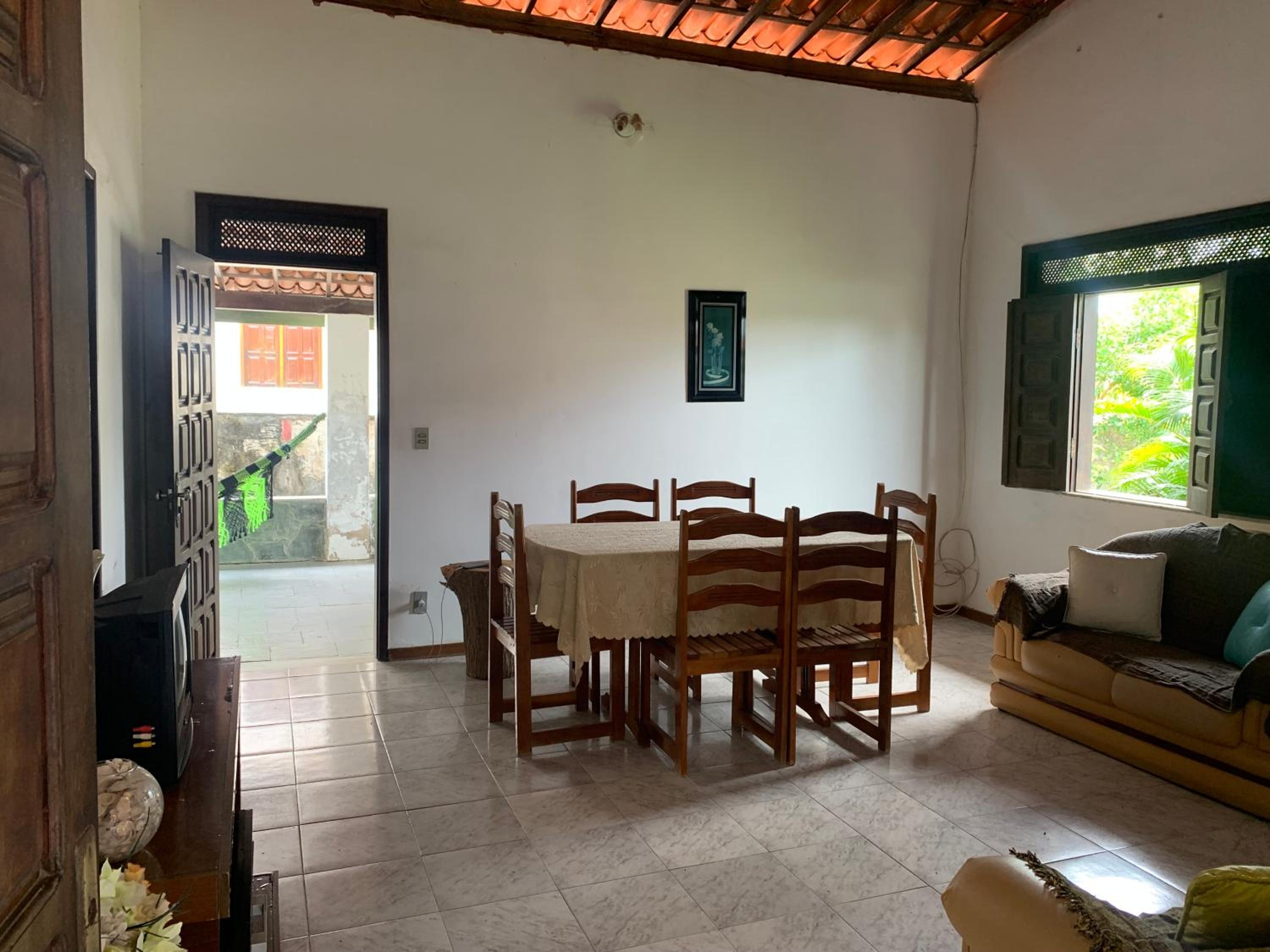 Casa dentro do condomínio Ilha Mar