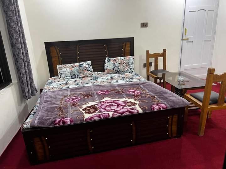 Jashing midway Guest house and restaurant view 3