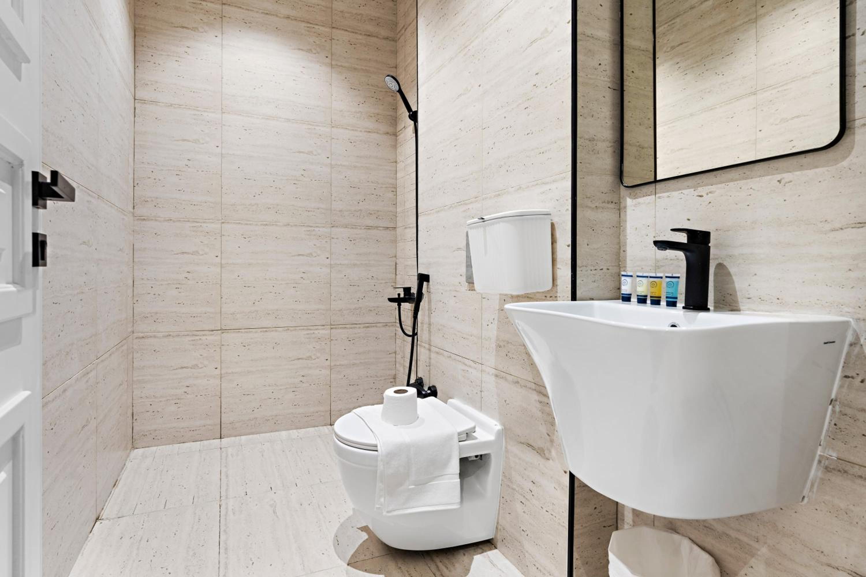Silkhaus New & Ultra Modern 3BDR in Al Malqa