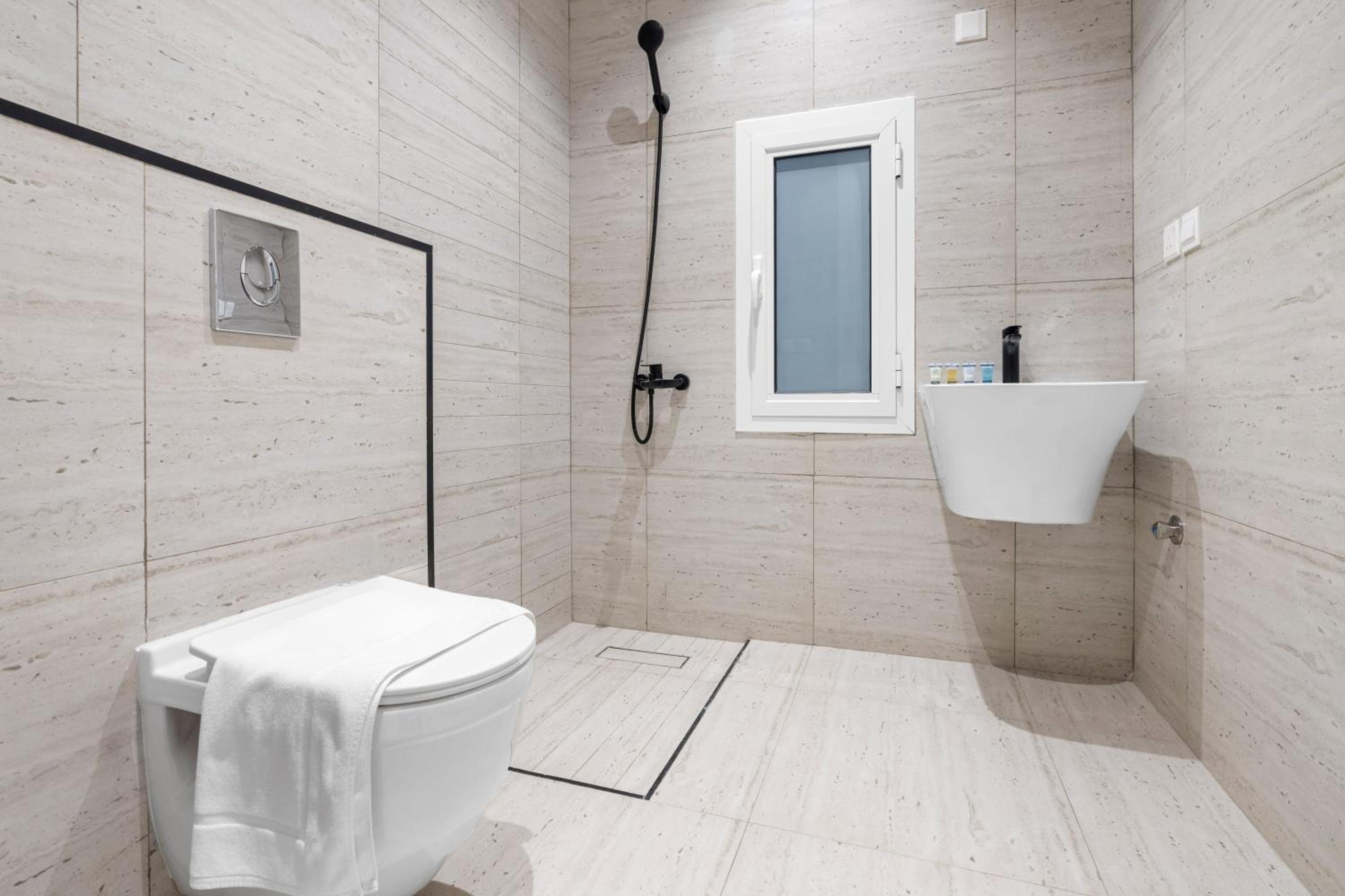 Silkhaus New & Luxurious 2BDR in Al Malqa