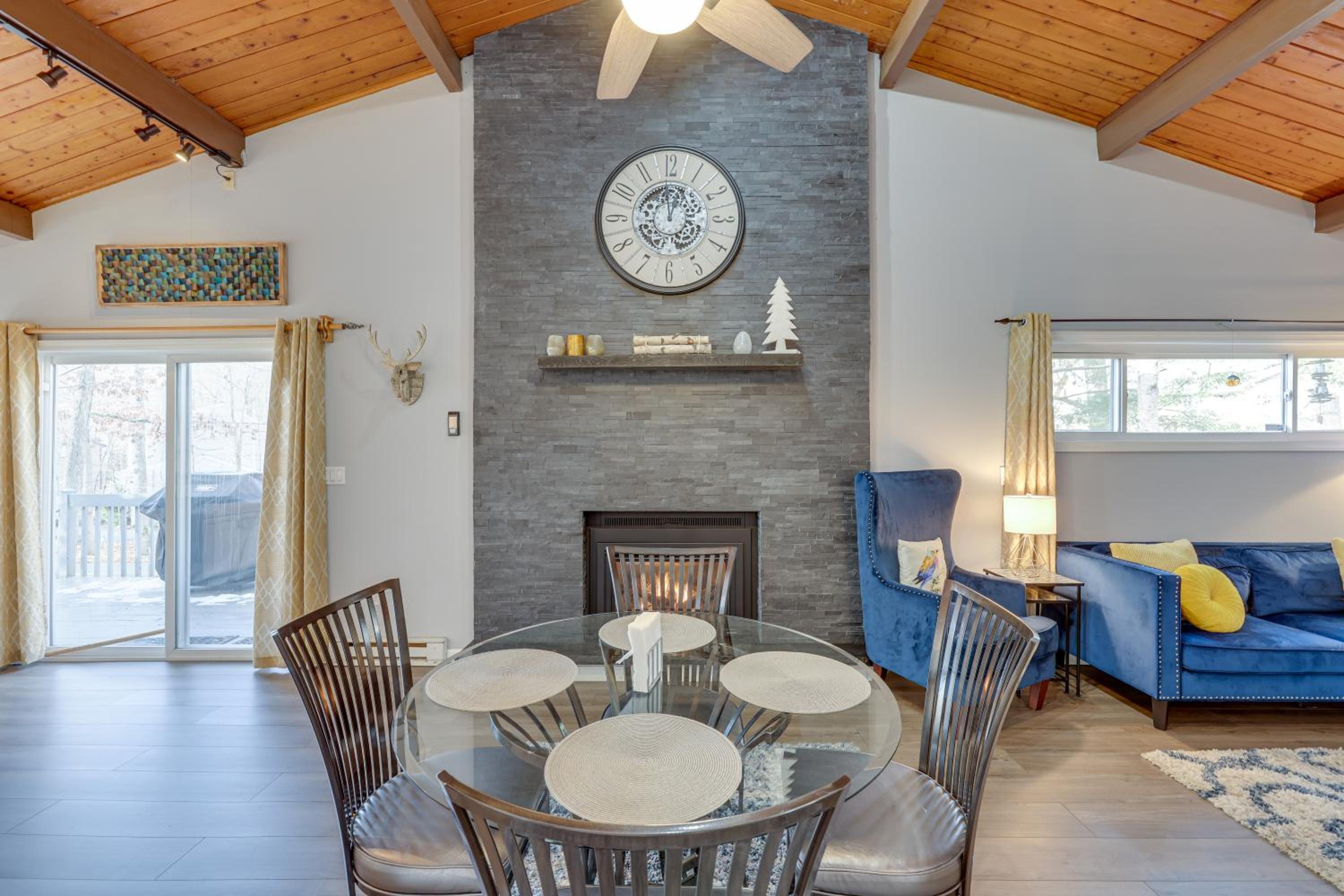 Van Gogh themed home-All Community Amenities Included! - Property Image 40