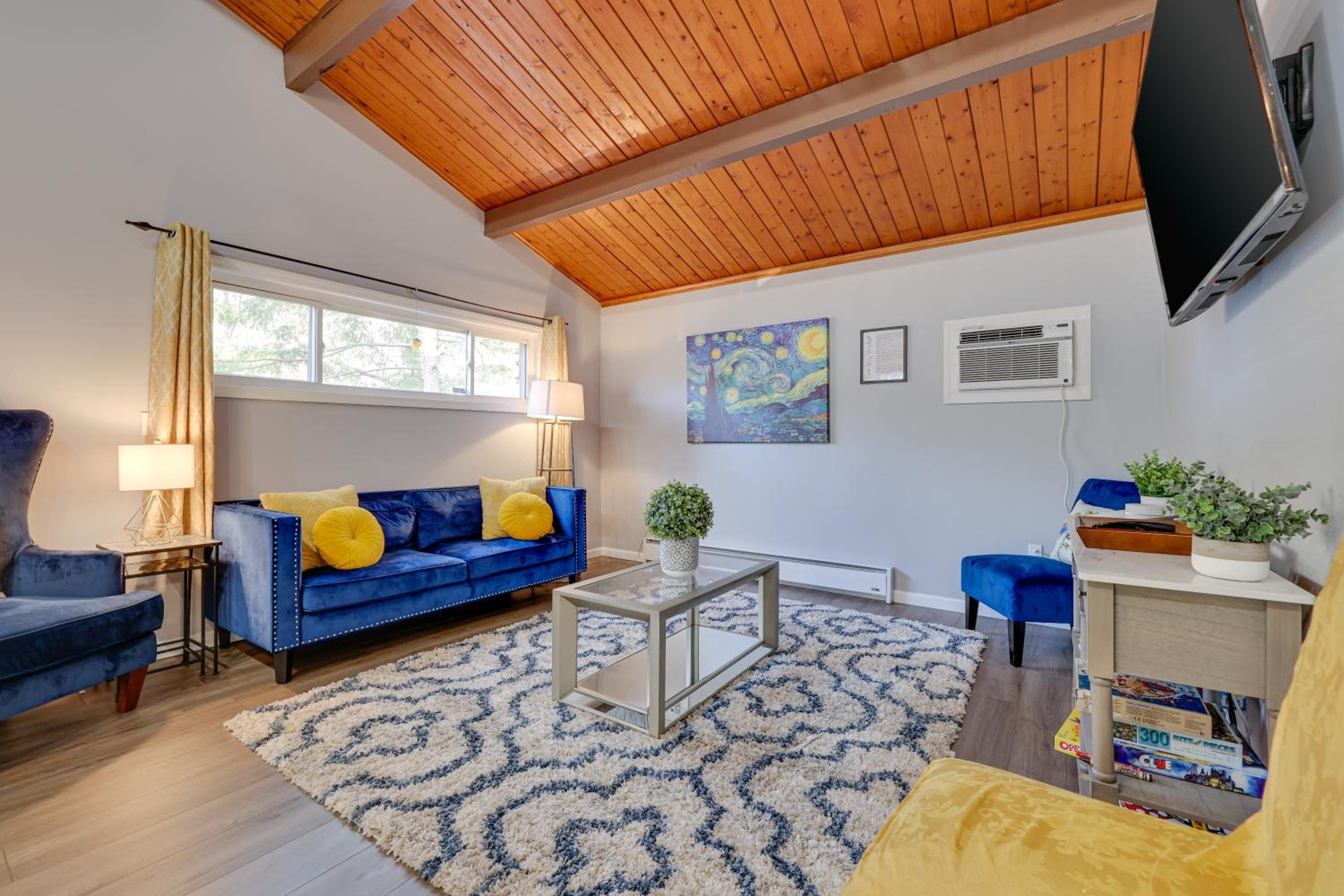 Van Gogh themed home-All Community Amenities Included! - Property Image 56