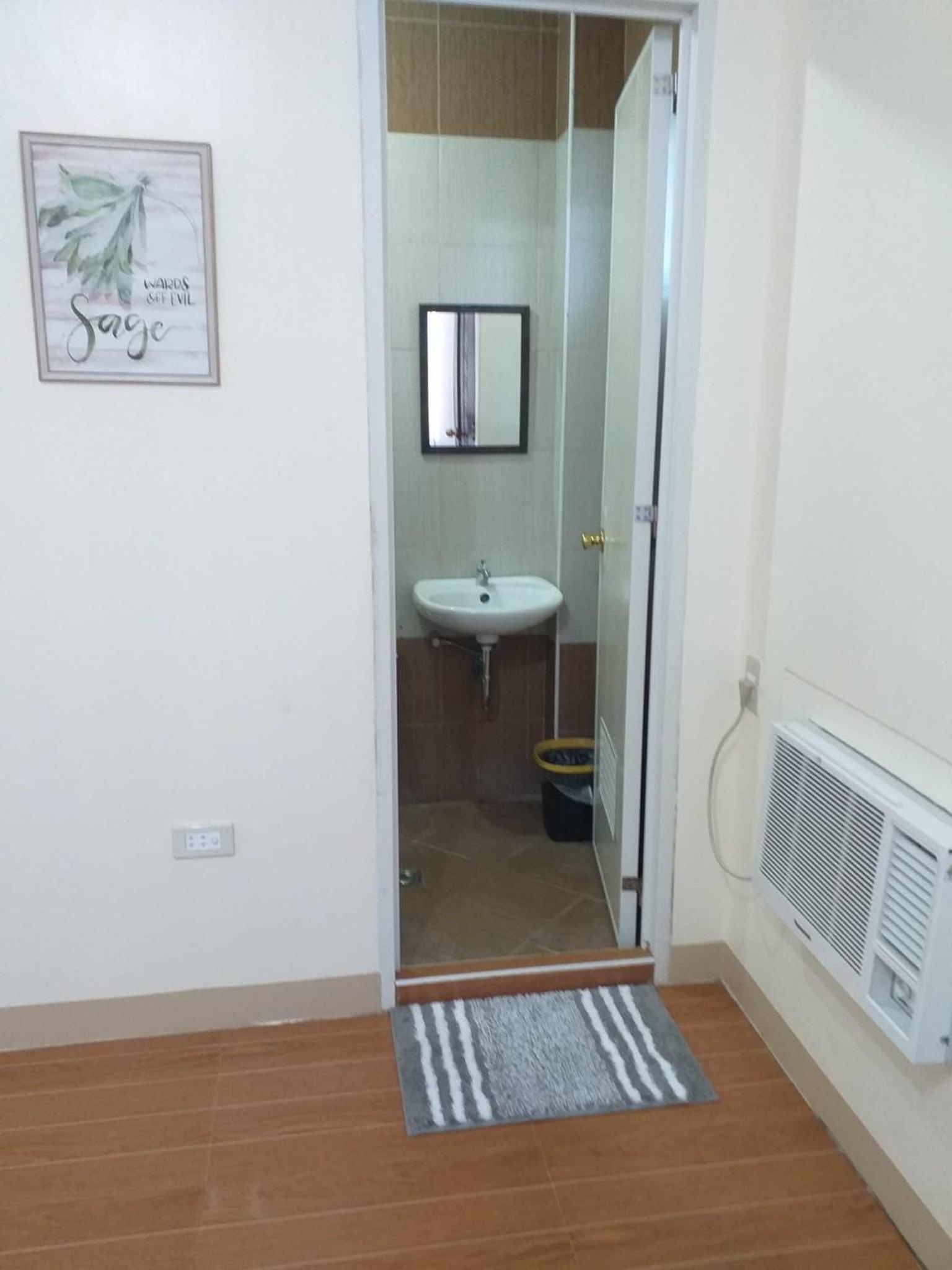 ESTILO APARTMENT 2-storey, Clarin - 16