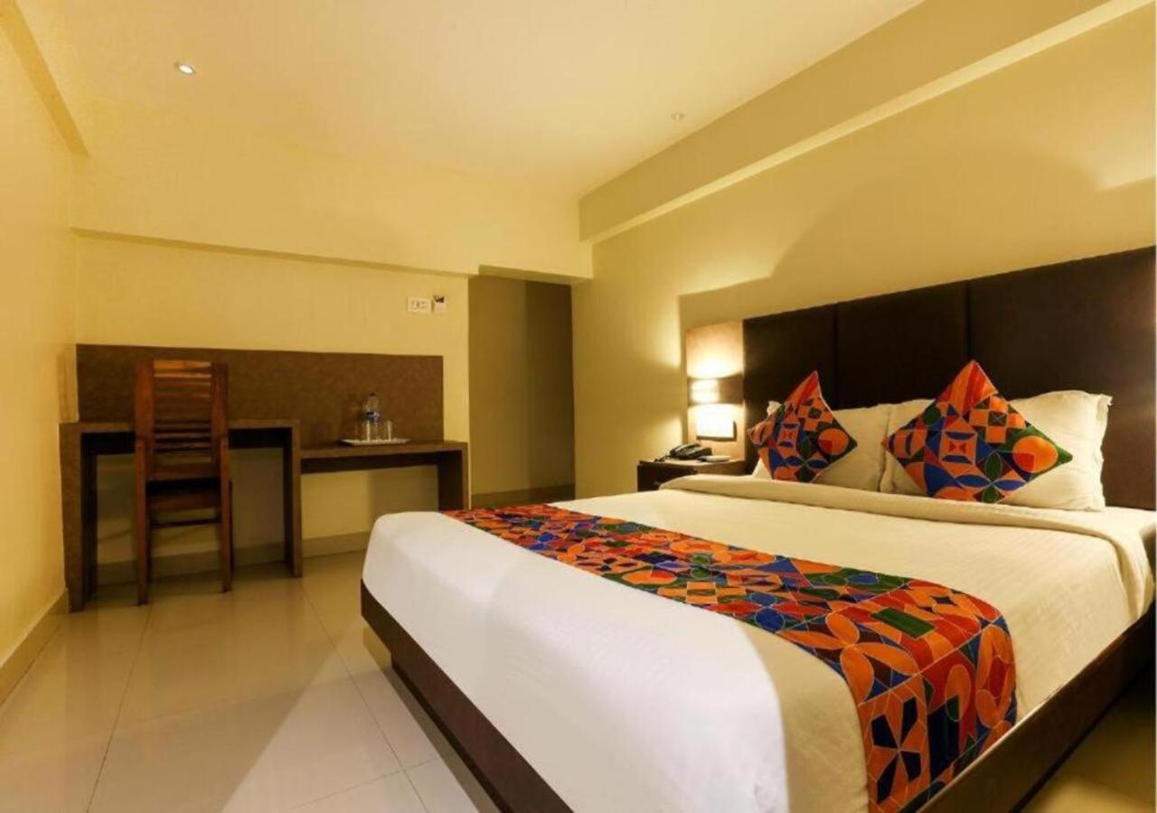 Glitz Hotels West Inn - Nr International Airport Mumbai T2 view 2