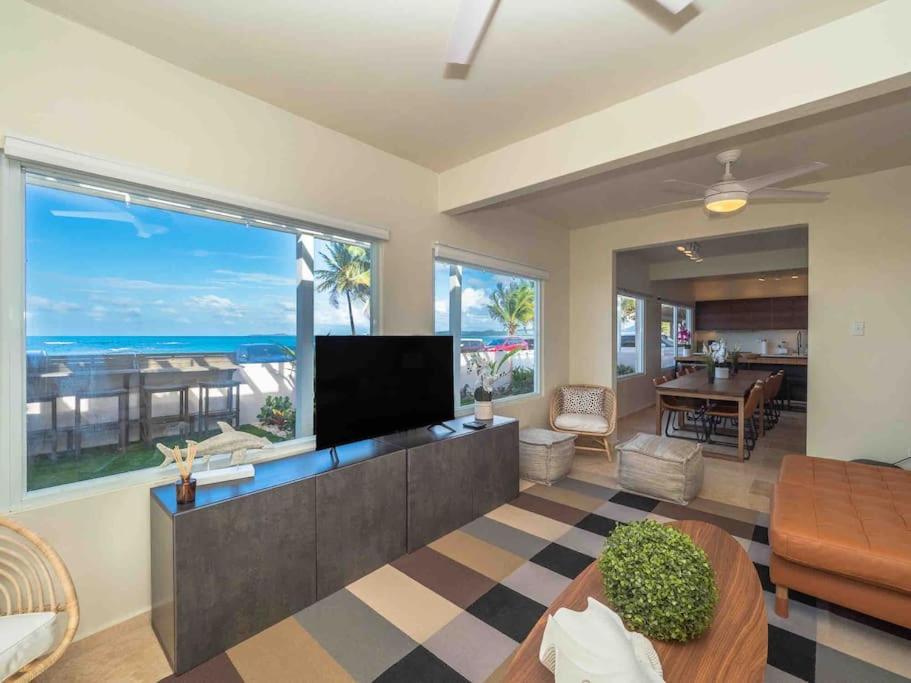 Ocean Boulevard - Beachfront 7 Bedroom Villa Best Beach in PR!