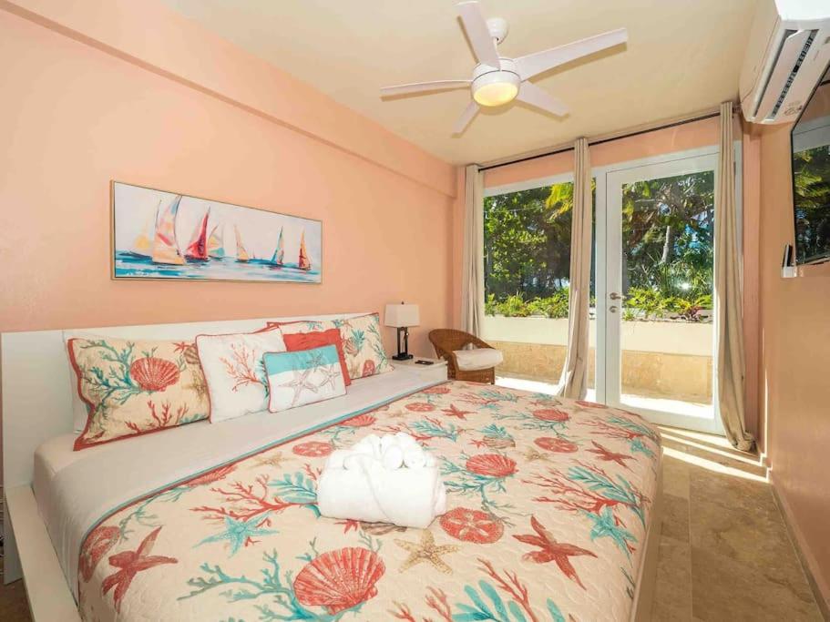 Ocean Boulevard - Beachfront 7 Bedroom Villa Best Beach in PR!