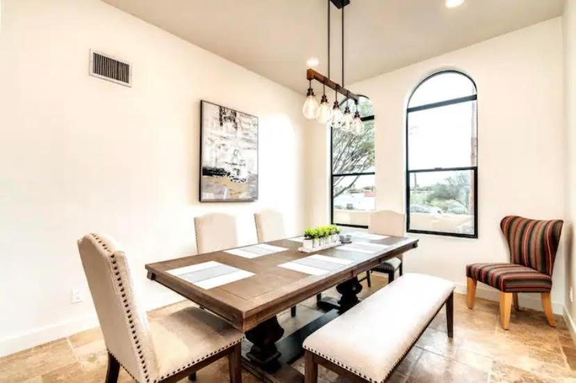 Tucson Posh Oasis with amazing views and relaxing outdoor spa view 5