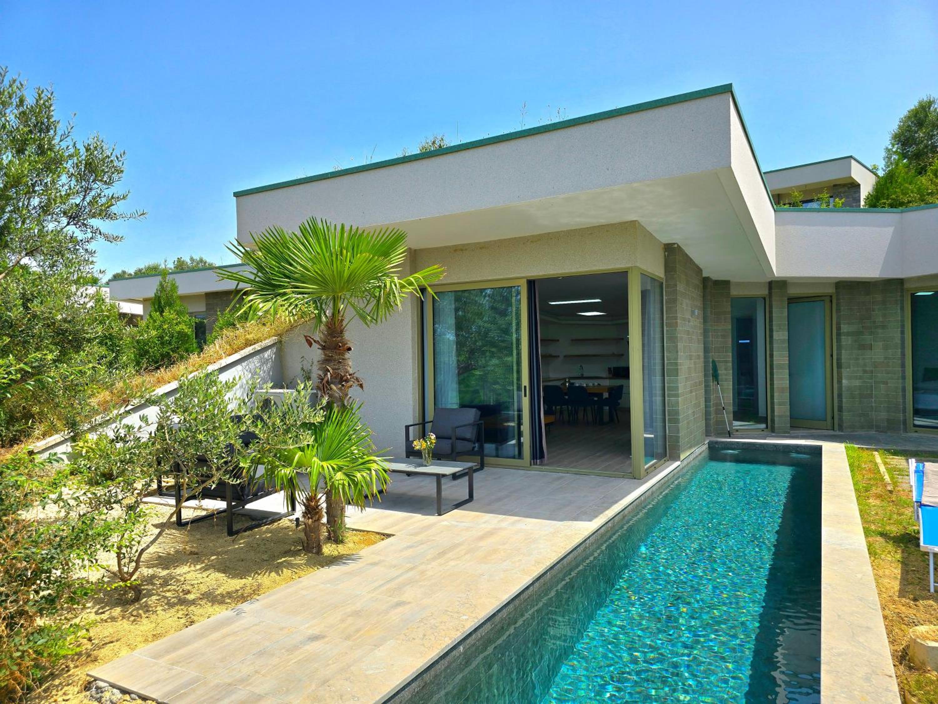 Sea View Villas With Pool