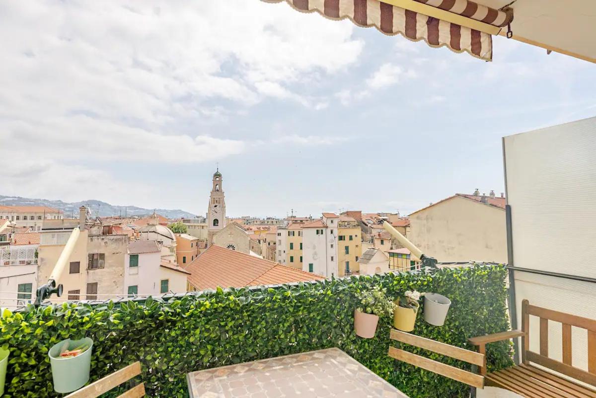 Sanremo Blumarine Vacation Apartment view 2