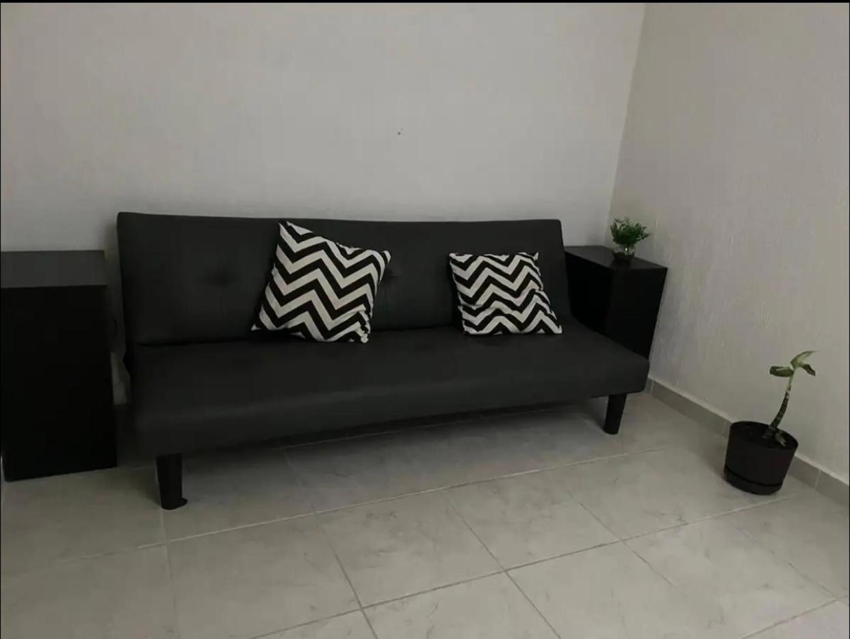 Casa con dos habitaciones disponibles