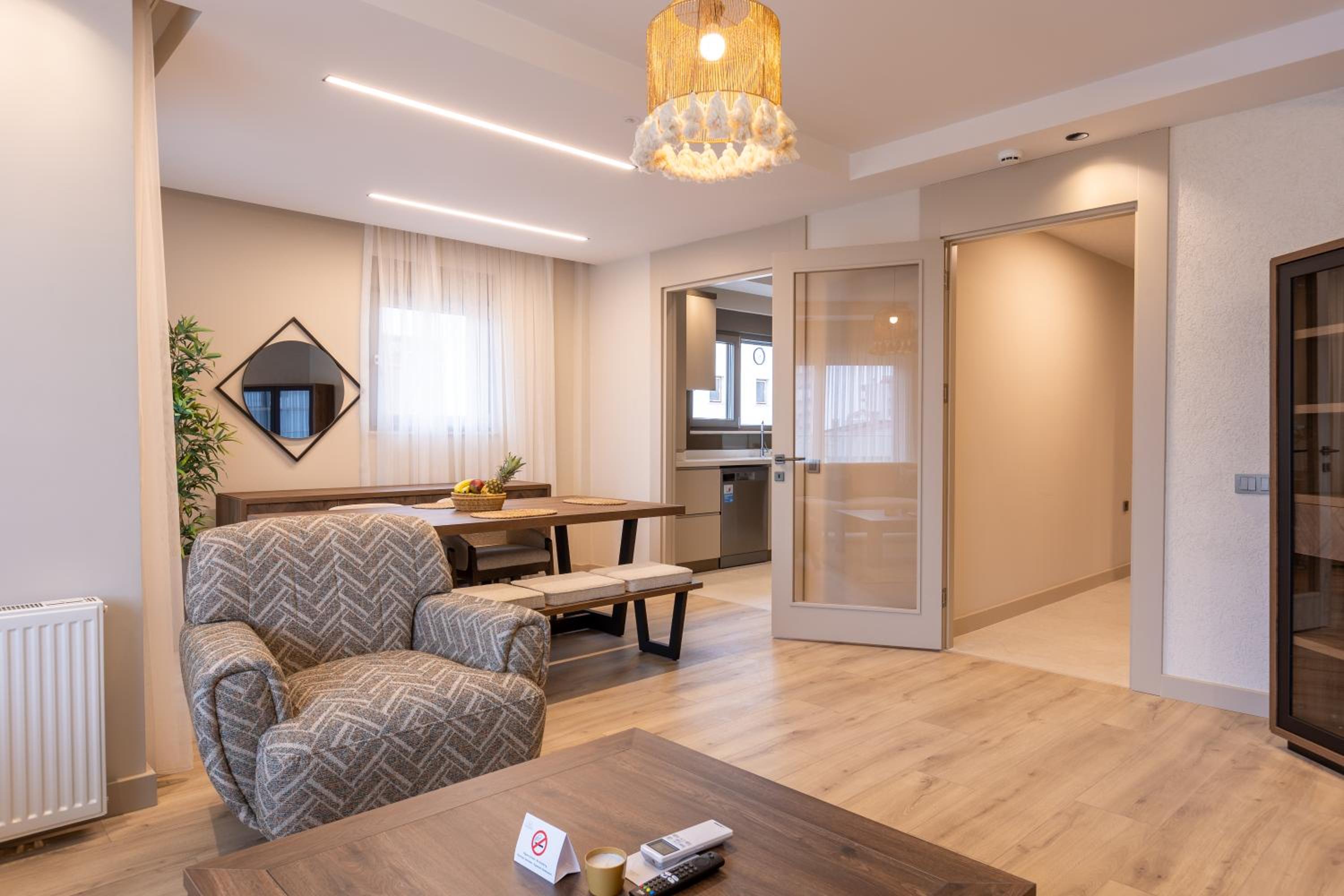 Los Suites