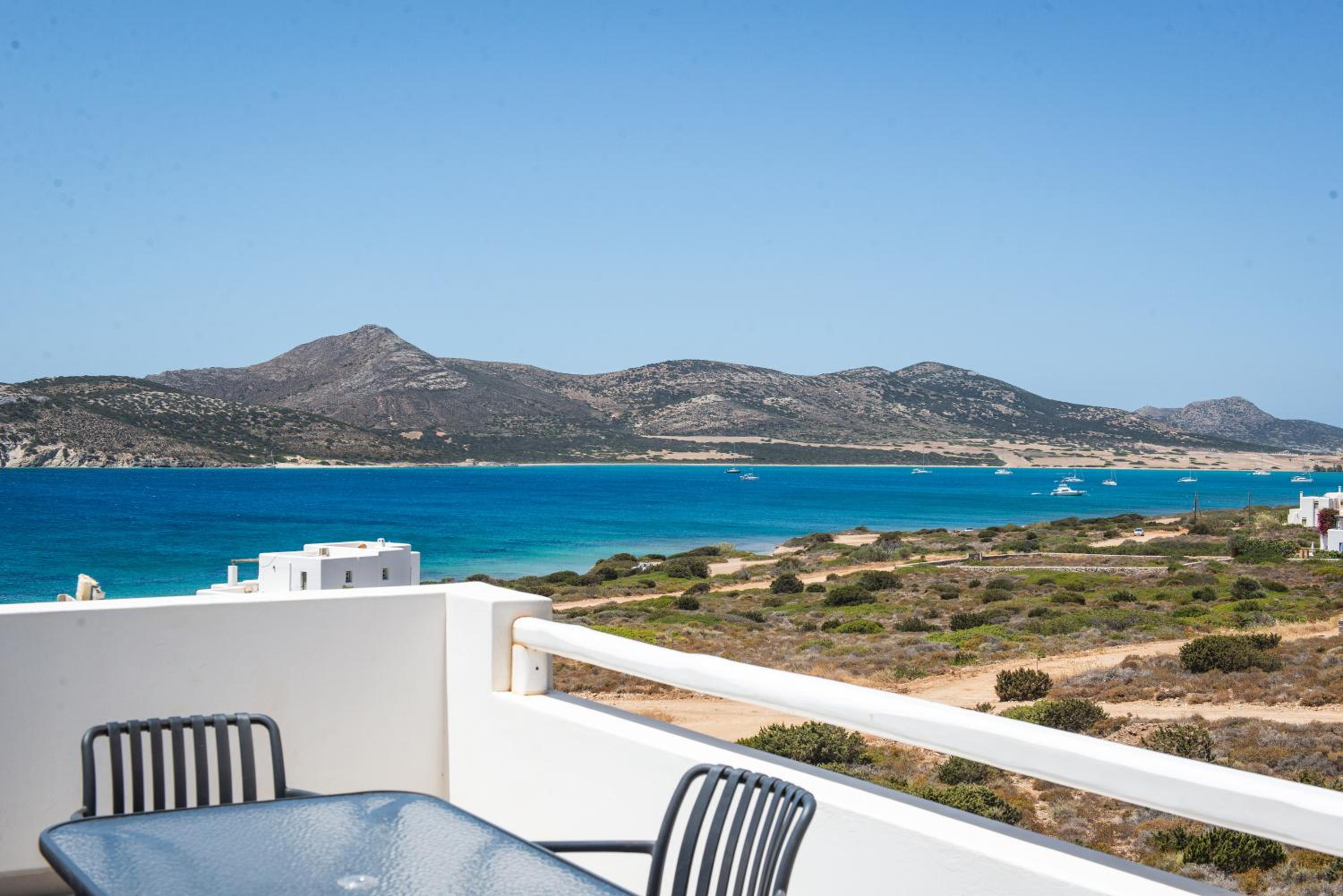 Phos de Antiparos view 3