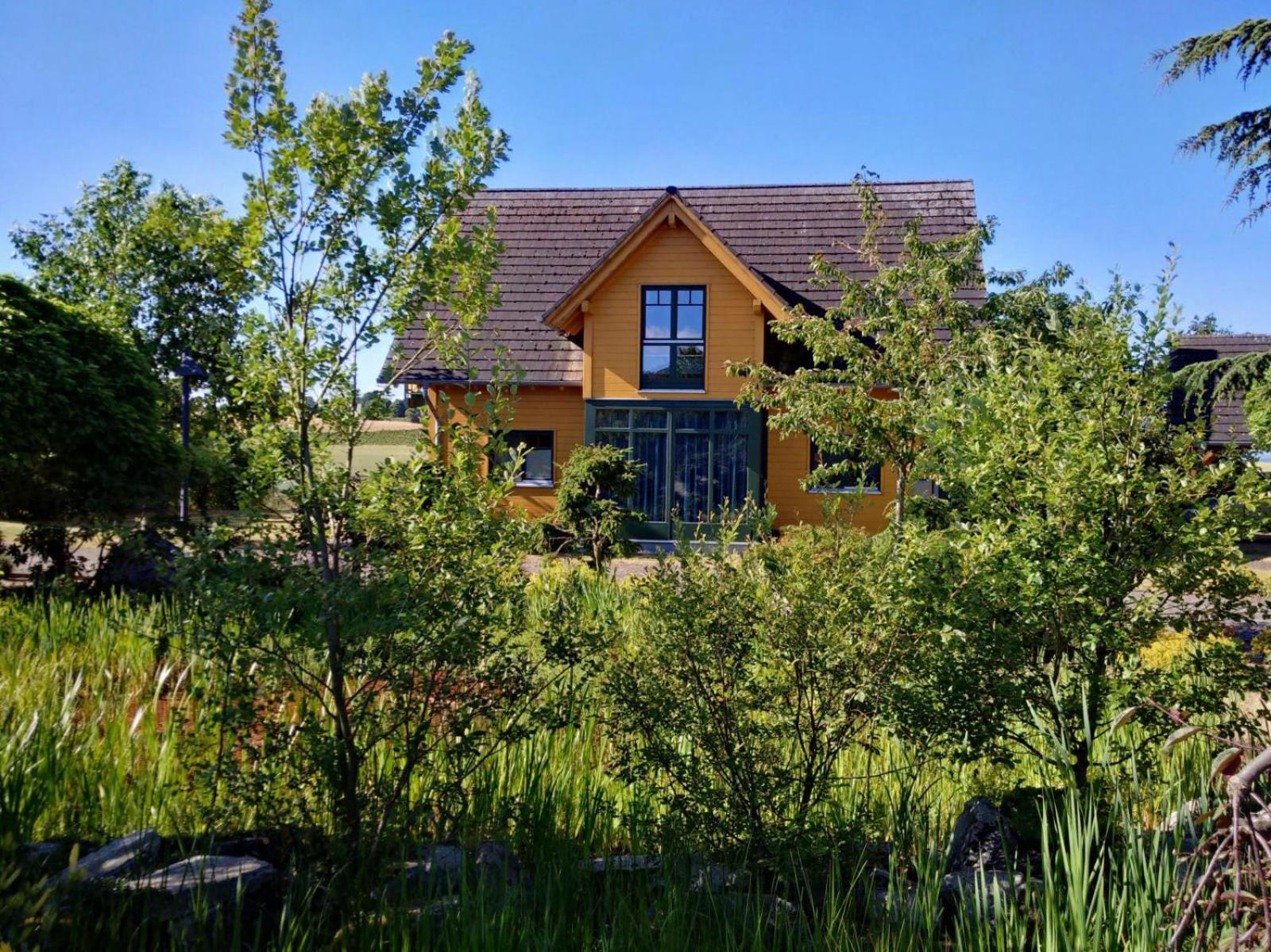 Das gelbe Landhaus