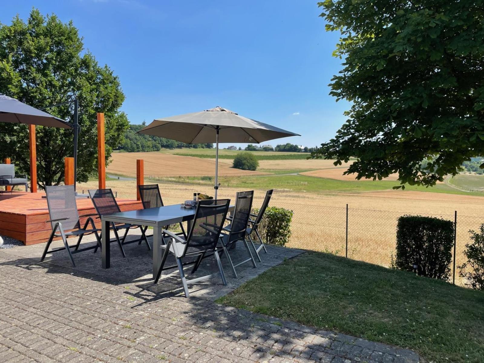 Das gelbe Landhaus