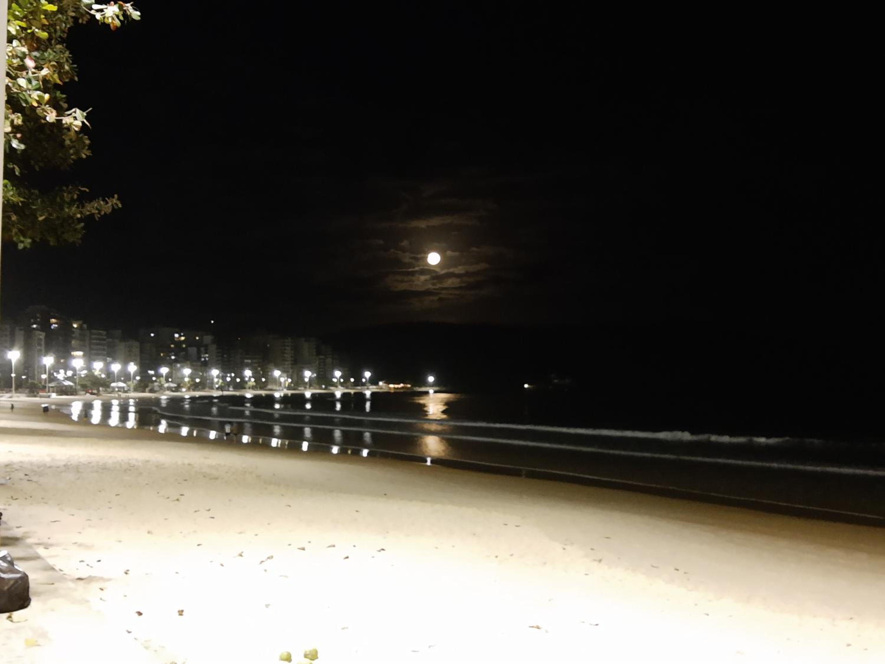 Excelente Apartamento na Praia do Morro, Guarapari-ES