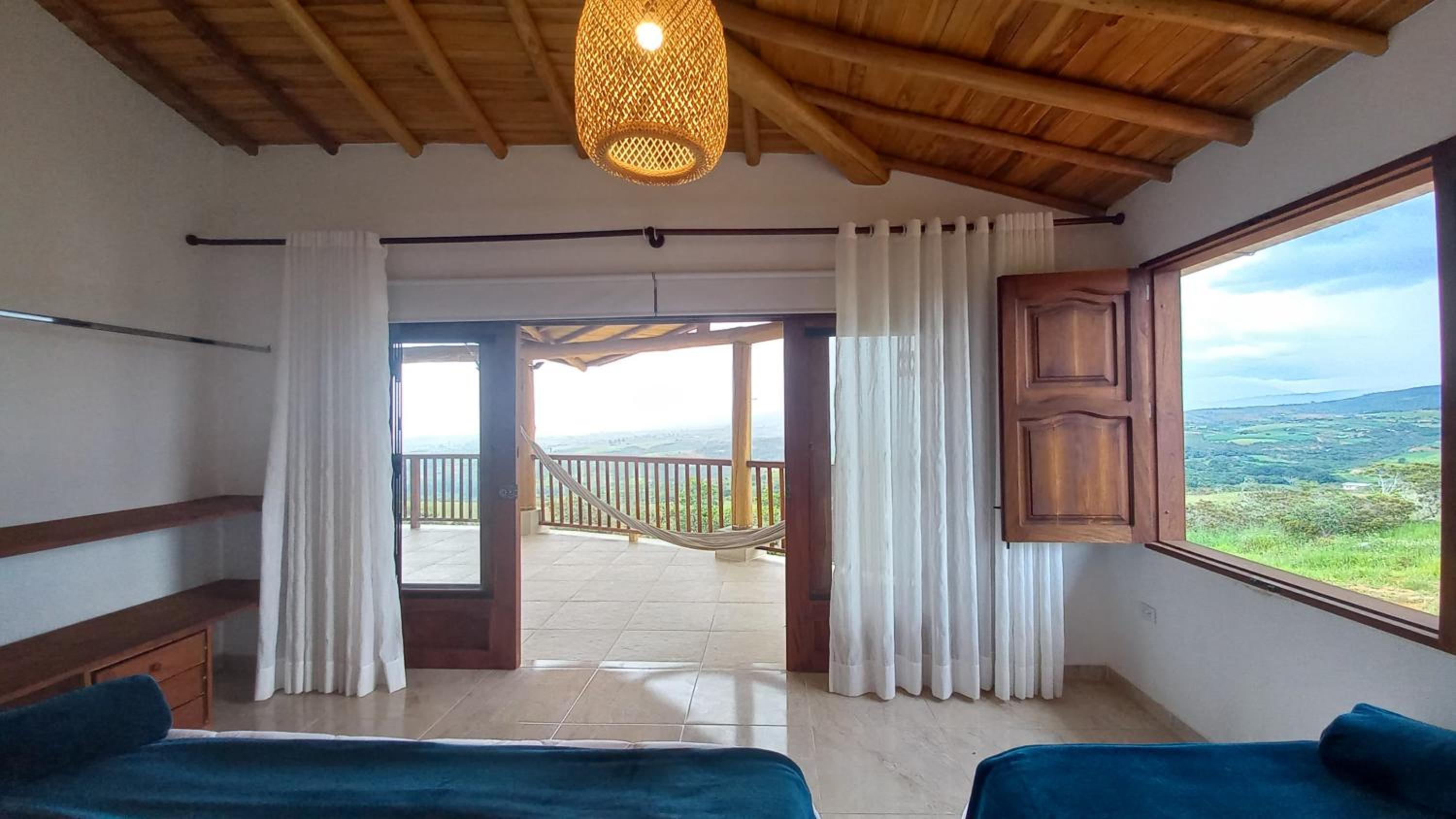 CASAS CAMPESTRES VILLA COVA Da IRIA BARICHARA
